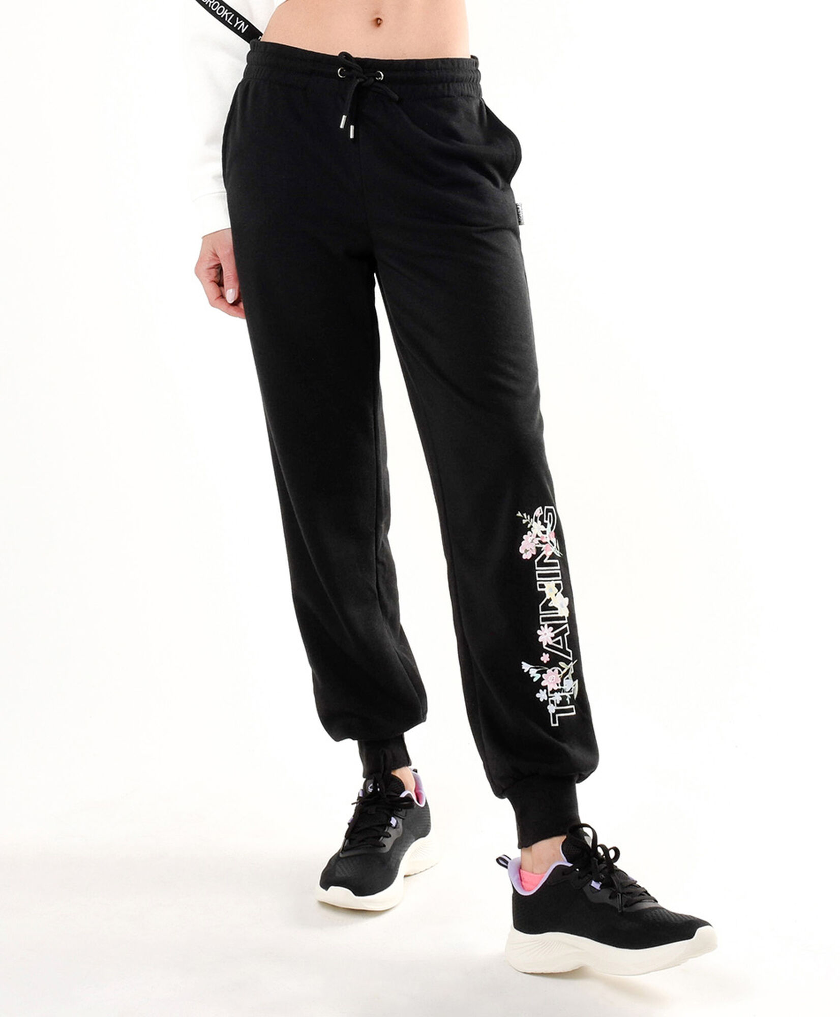 Pantalón deportivo mujer frase floreada Pantalón deportivo mujer frase floreada