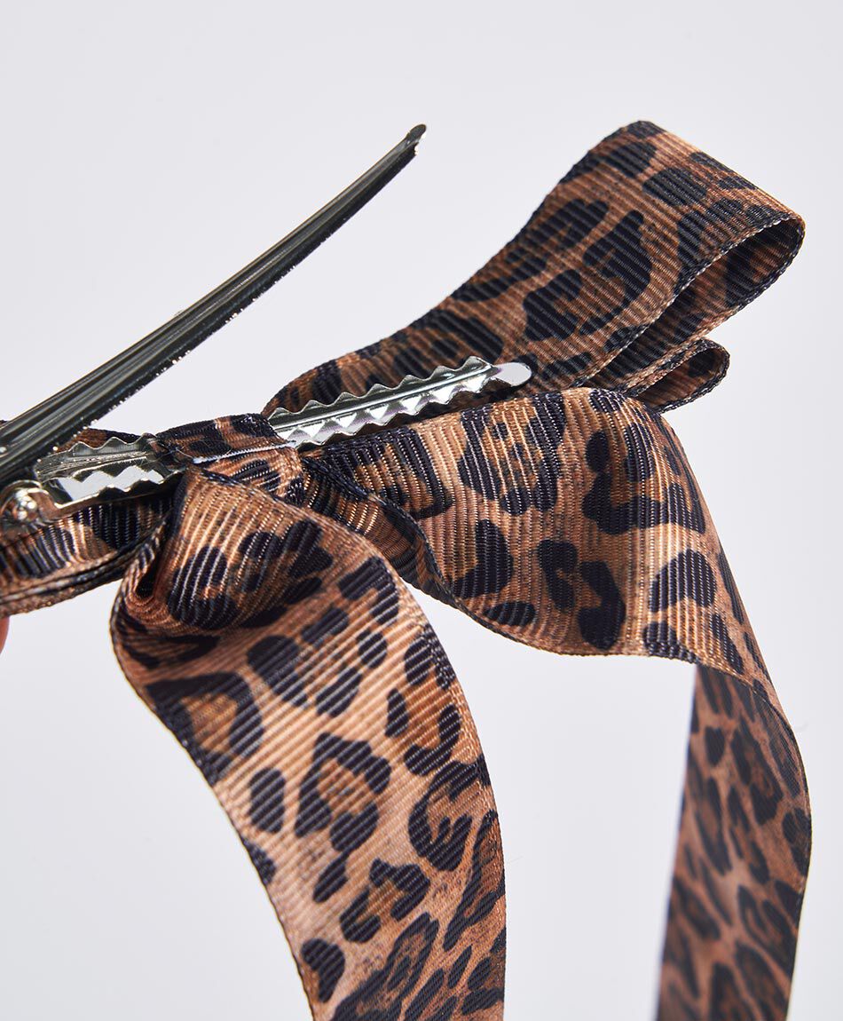 Pinche mujer dise&ntilde;o mo&ntilde;o animal print