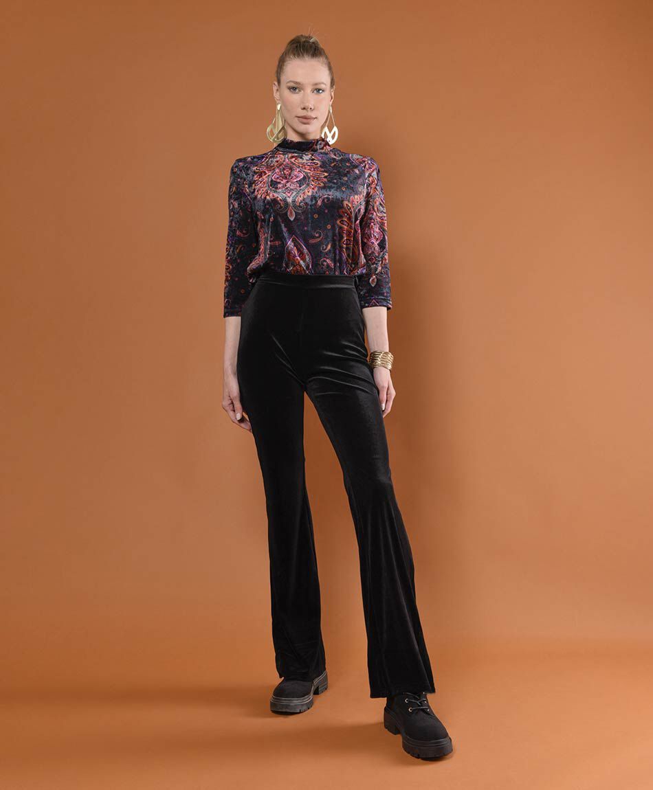 Pantal&oacute;n mujer velvet flare