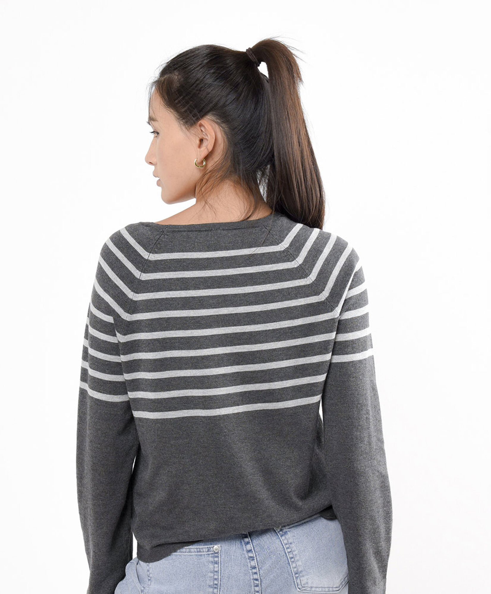 Sweater mujer mitad líneas Sweater mujer mitad líneas