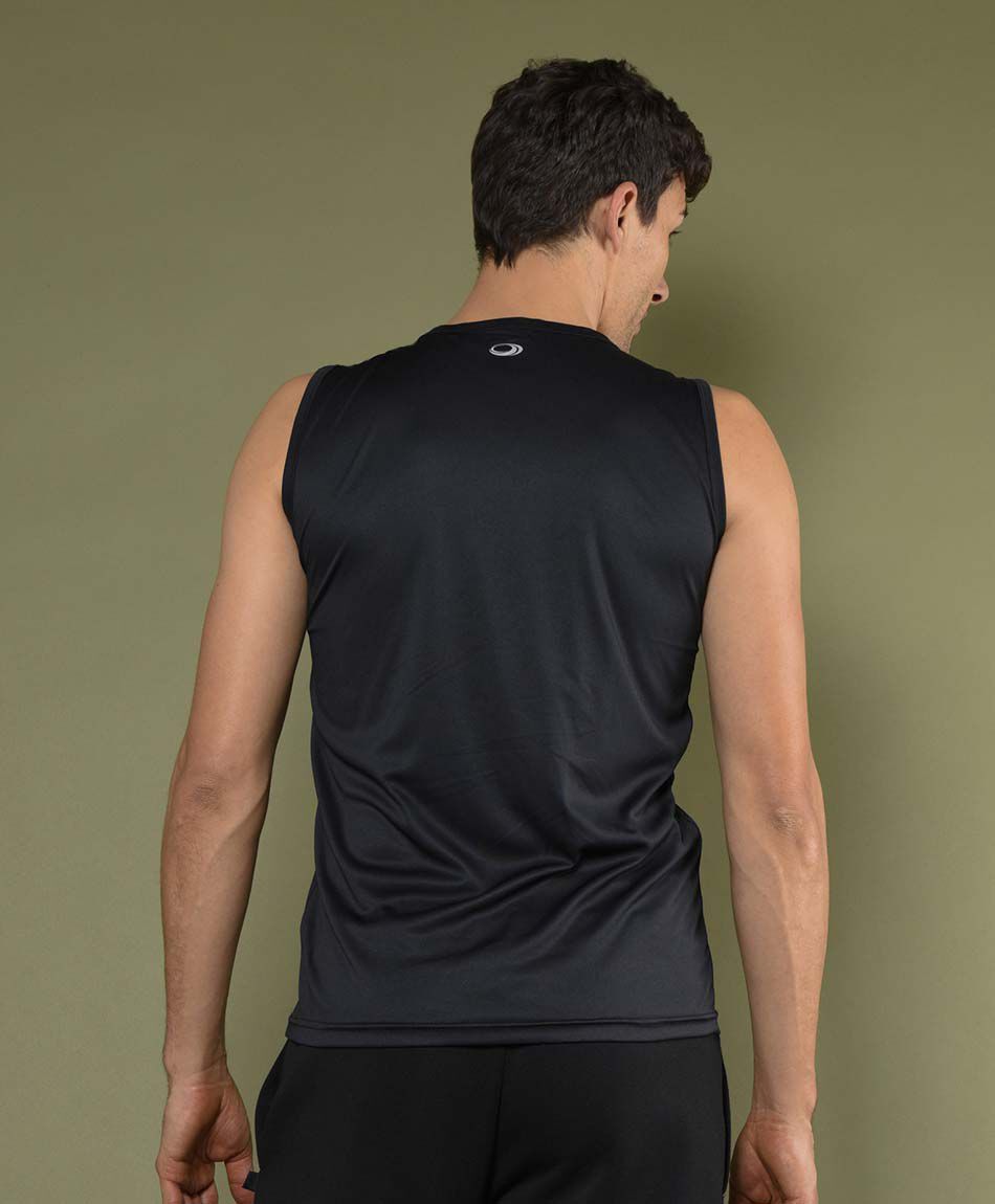 Polera deportiva manga corta cuello redondo