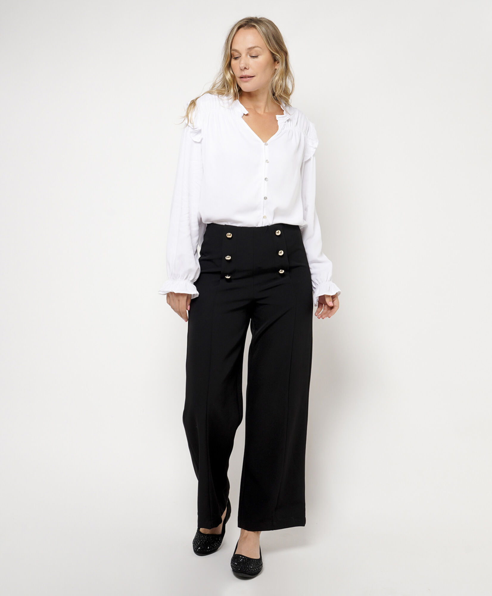 Pantalón mujer botones wide Pantalón mujer botones wide