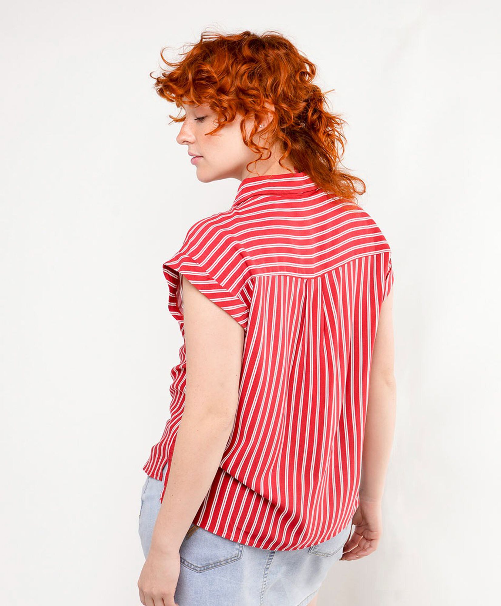 Blusa mujer líneas roja manga mini Blusa mujer líneas roja manga mini