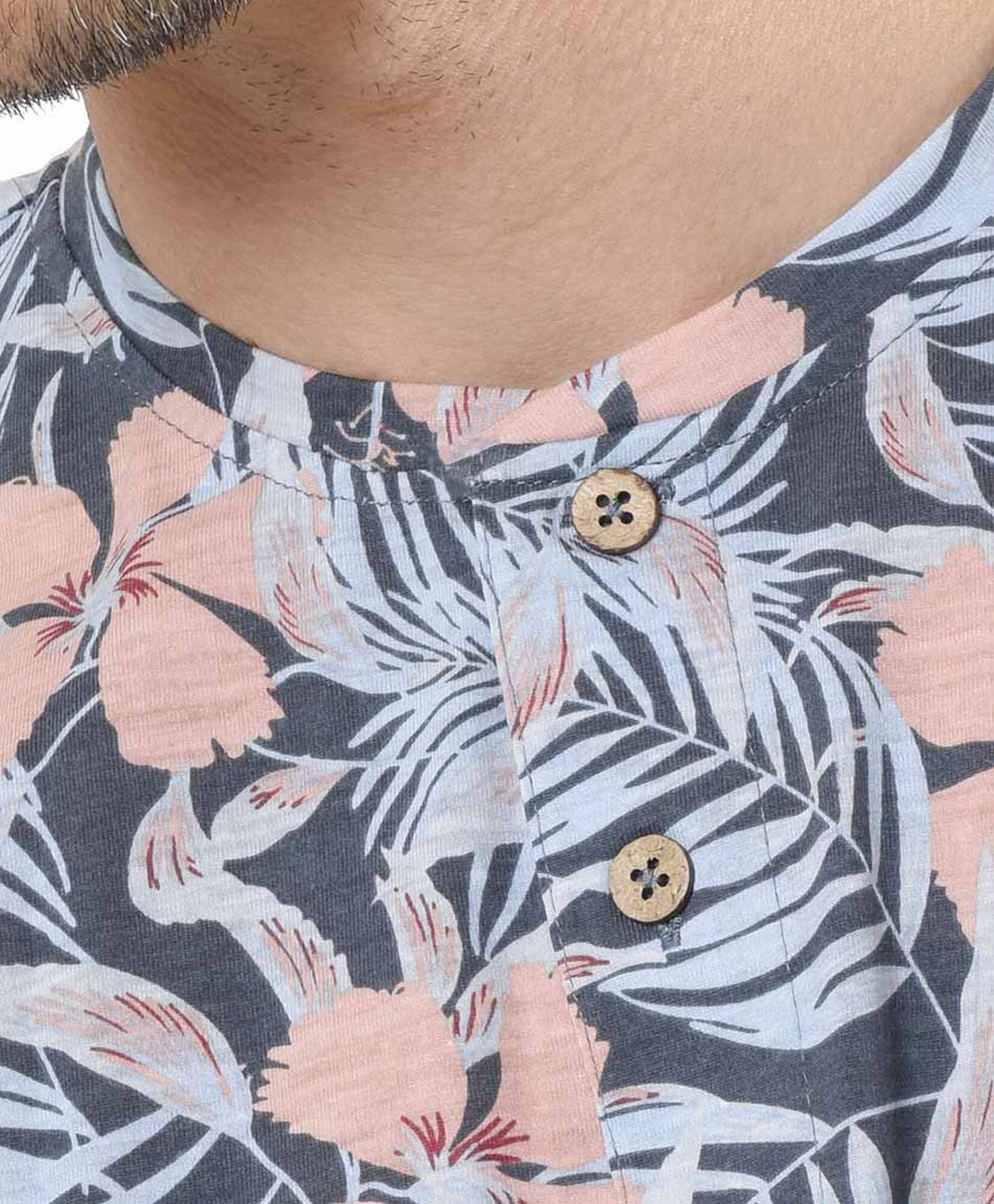 Polera hombre floral con botones azul Polera hombre floral con botones azul