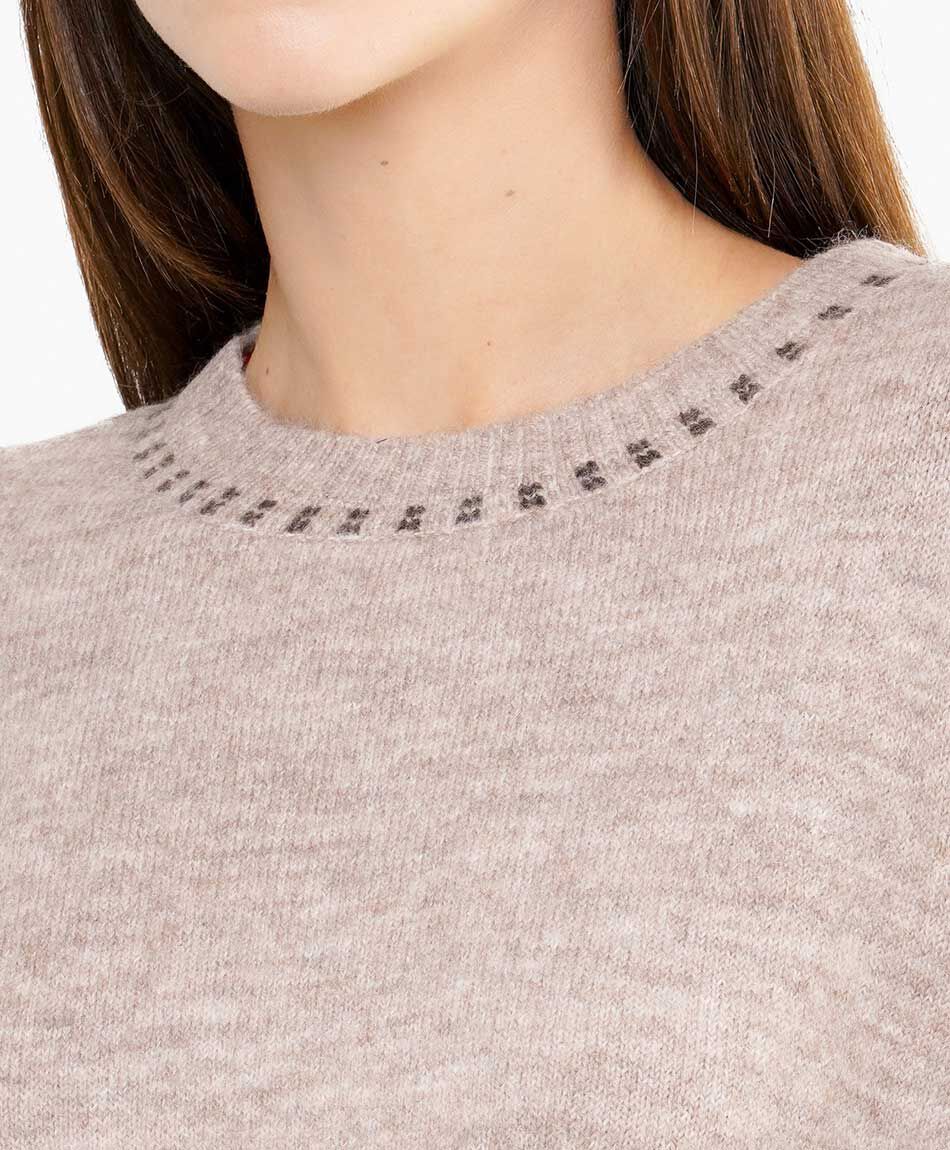 Sweater mujer cuello redondo bordado