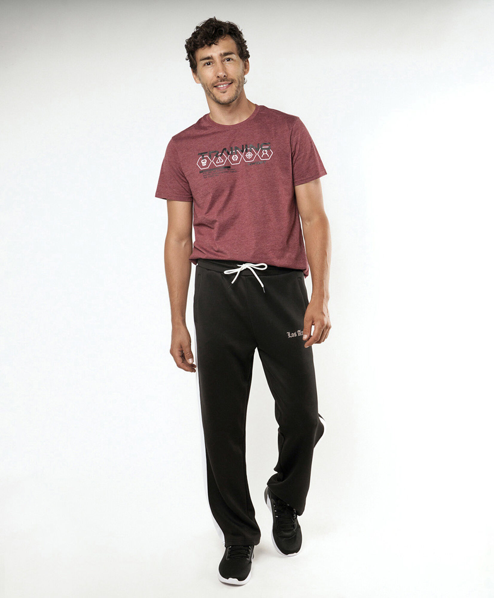 Pantalón deportivo hombre línea lateral Pantalón deportivo hombre línea lateral