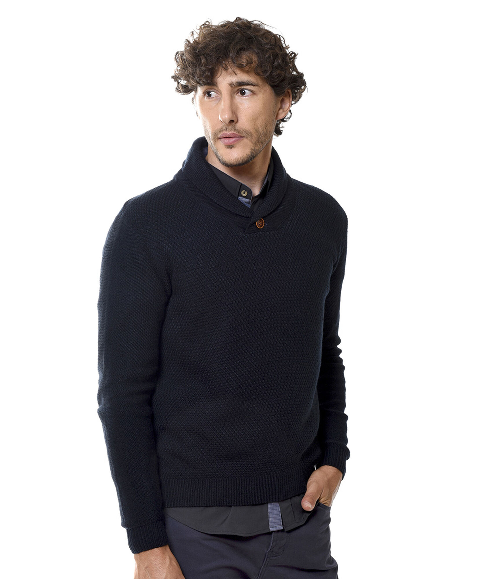 Sweater cuello boton Sweater cuello boton