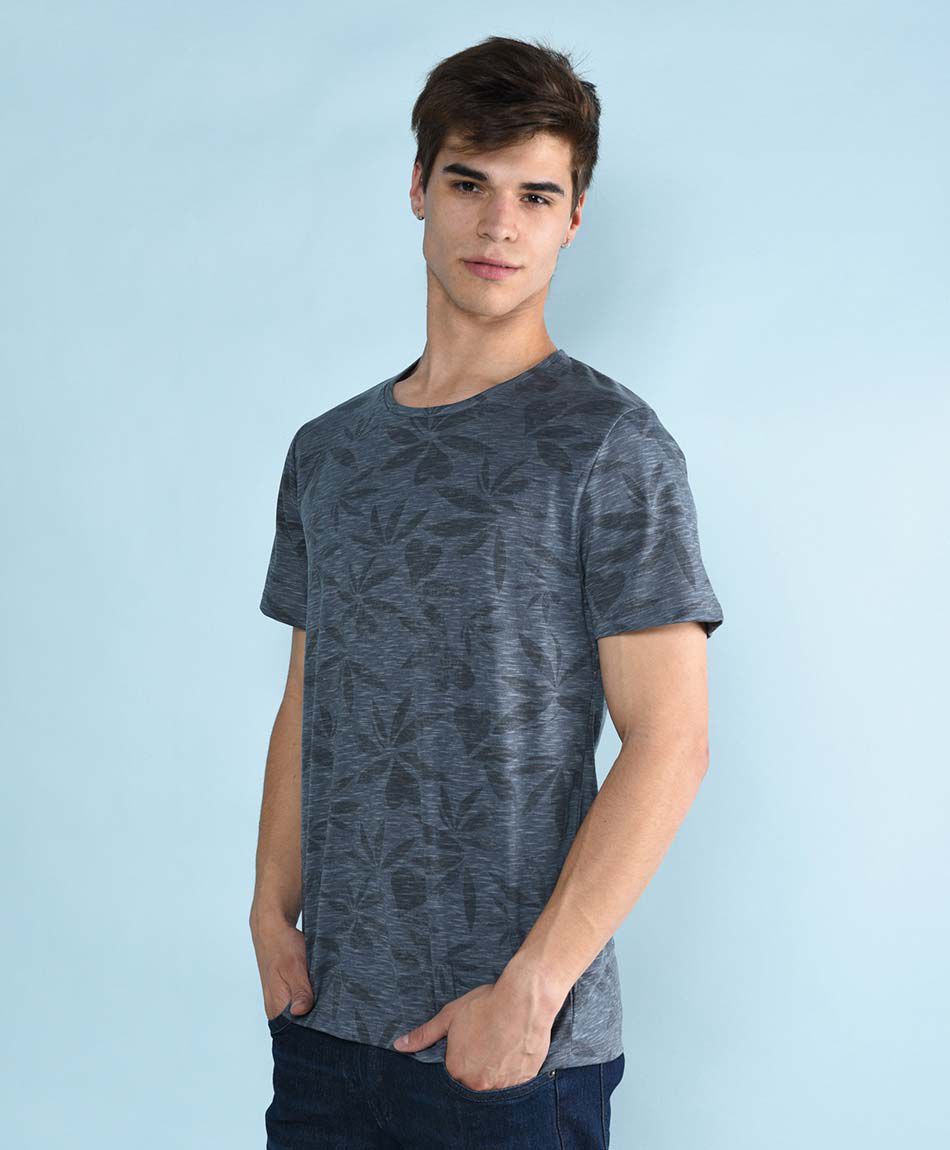 Polera manga corta cuello redondo