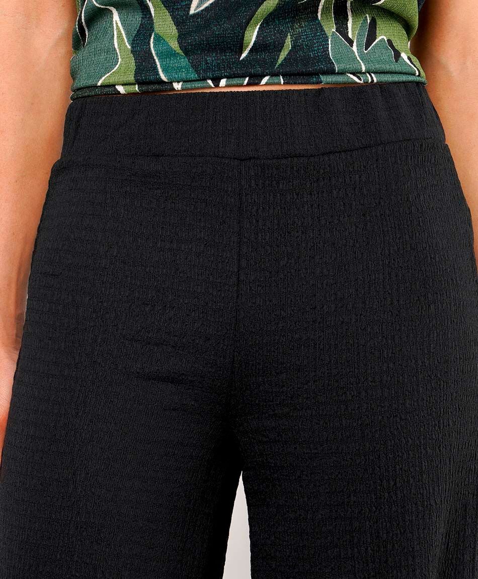 Pantal&oacute;n mujer textura