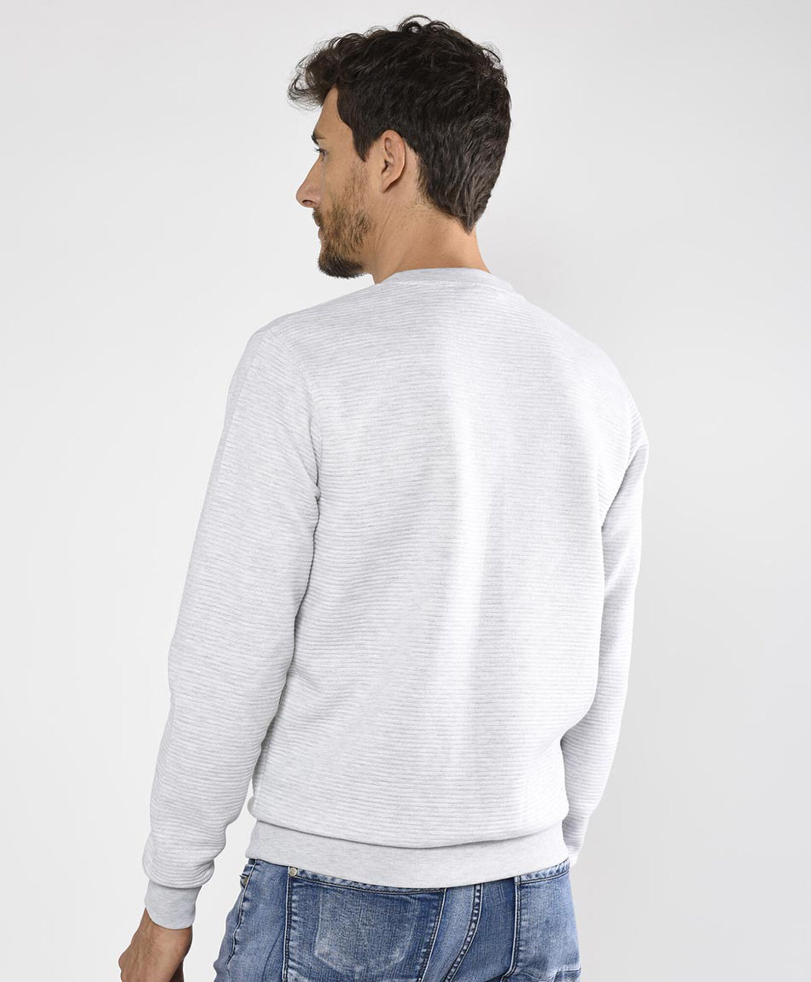 Chaleco poullover cuello redondo Chaleco poullover cuello redondo