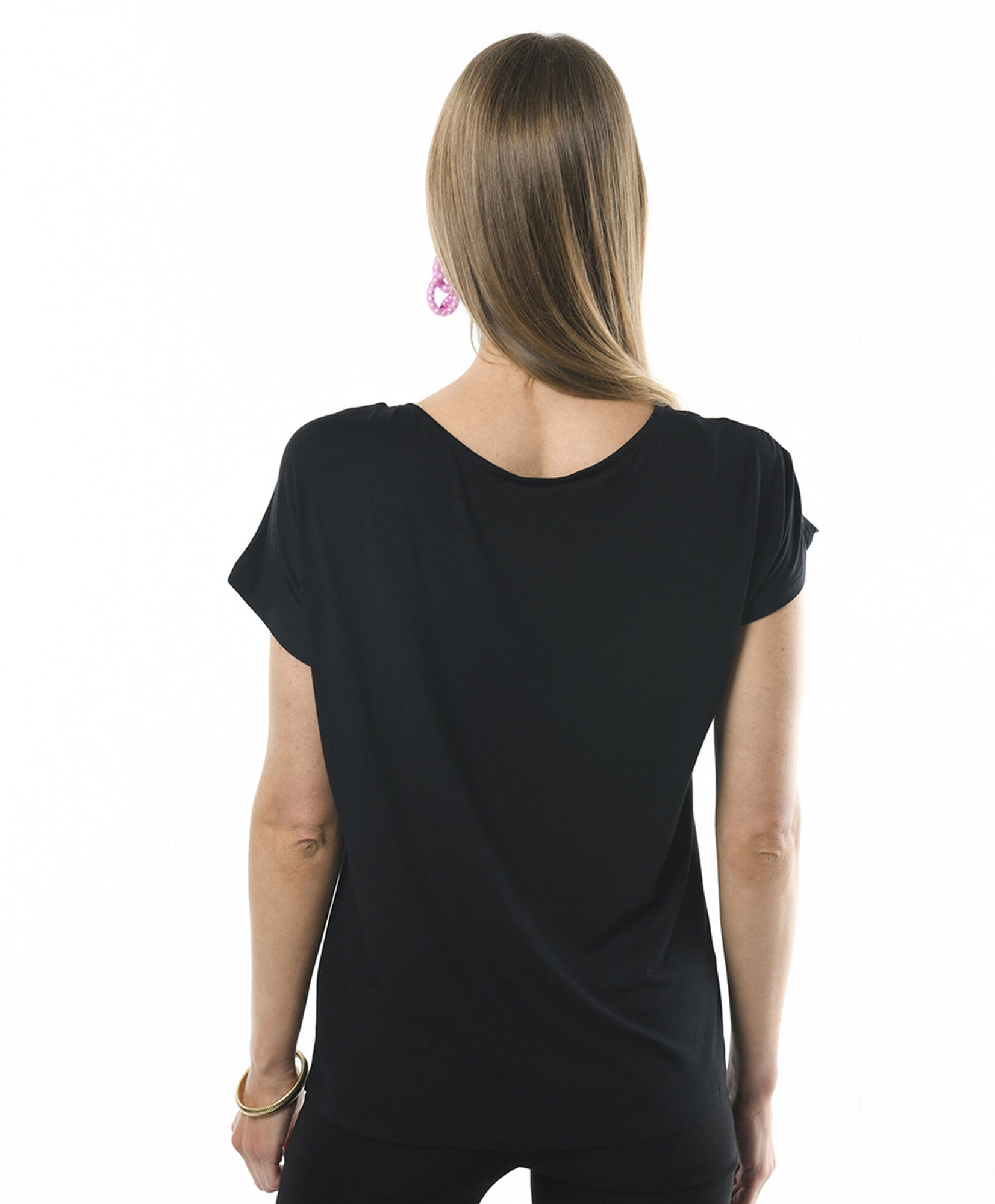 Polera mujer floral mix oversize negra Polera mujer floral mix oversize negra
