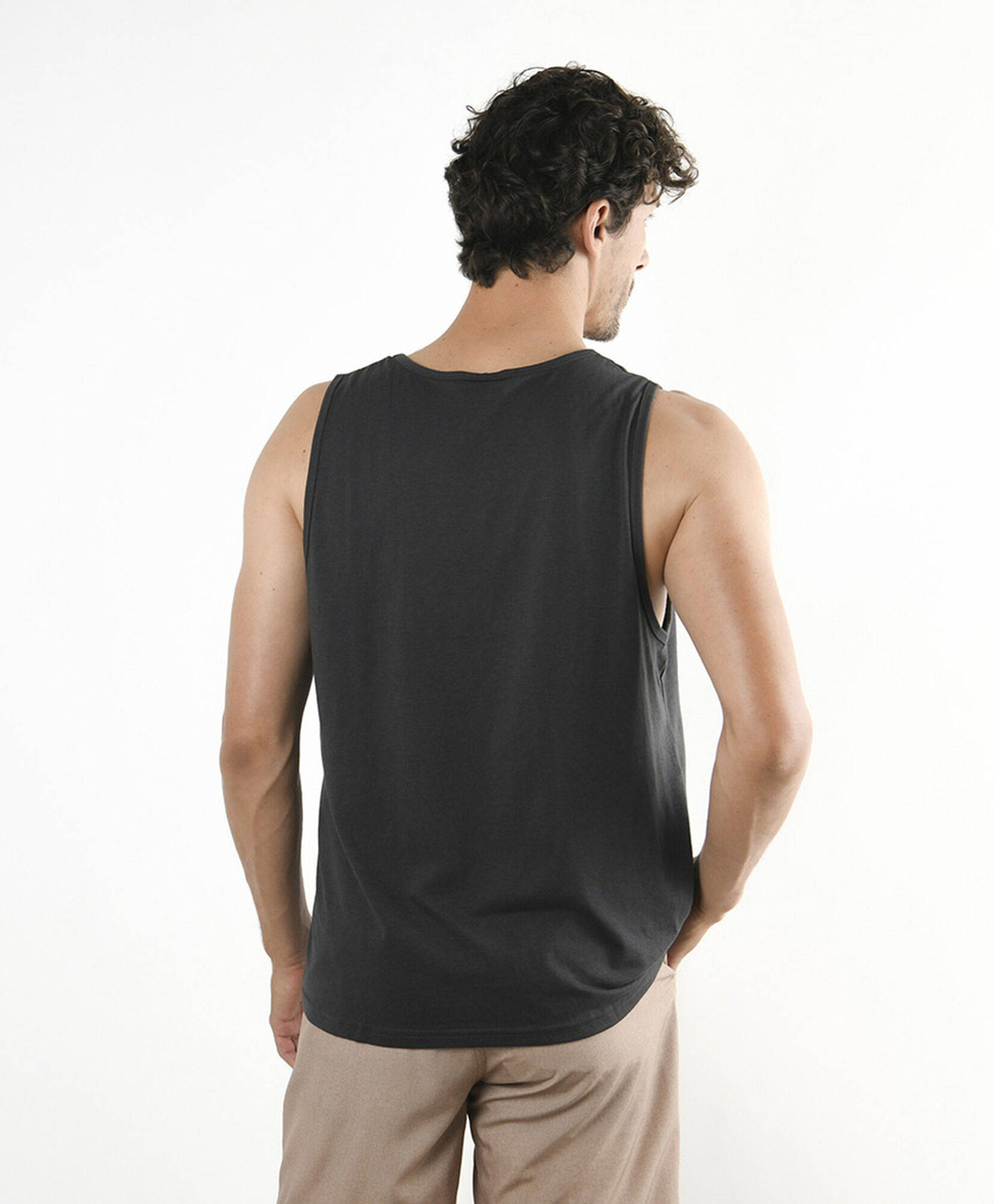 Polera hombre strong sin mangas Polera hombre strong sin mangas