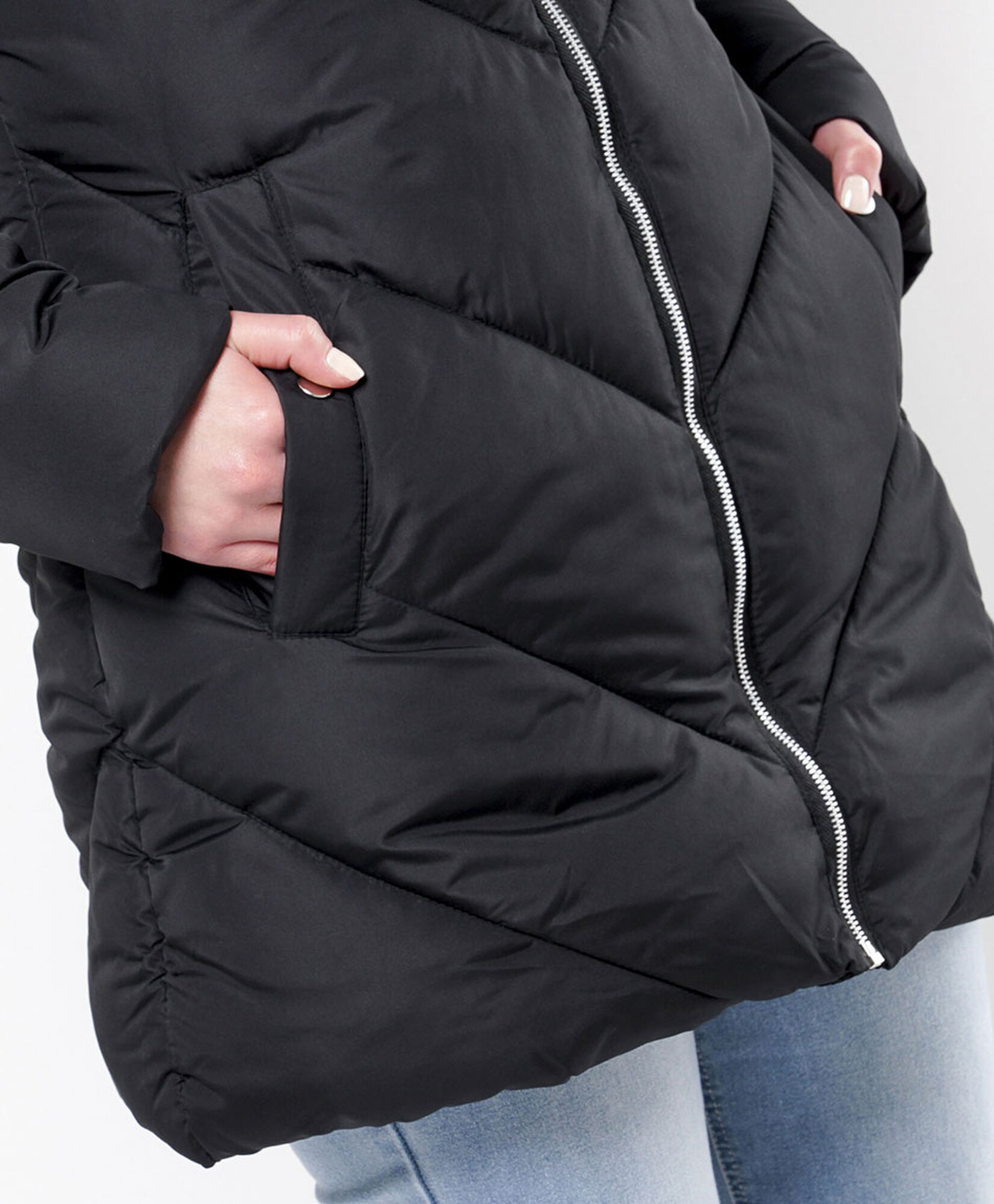 Parka mujer larga costuras diagonales Parka mujer larga costuras diagonales