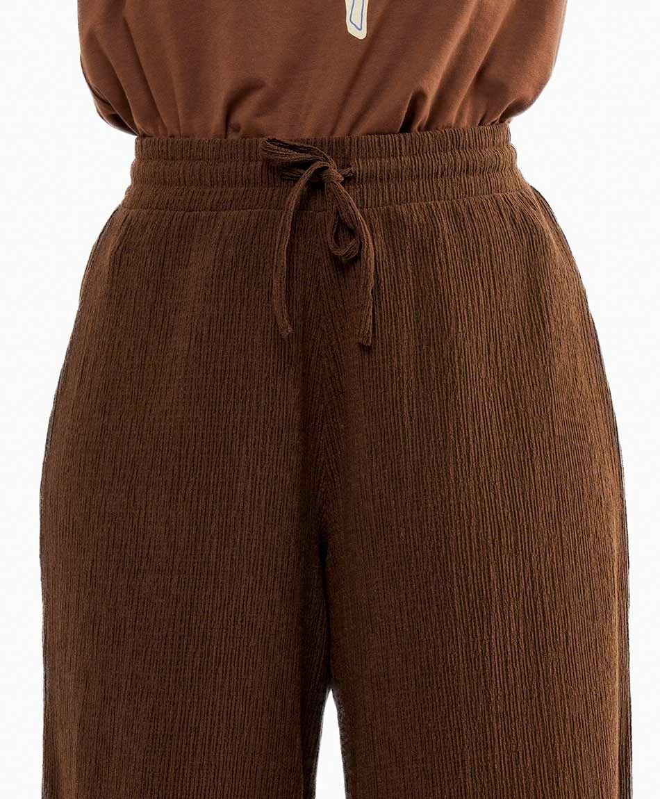 Pantal&oacute;n mujer recto liviano