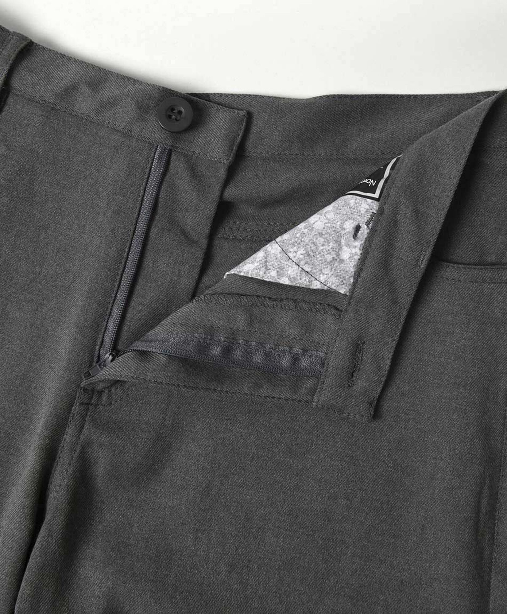 Pantalón escolar gris Pantalón escolar gris