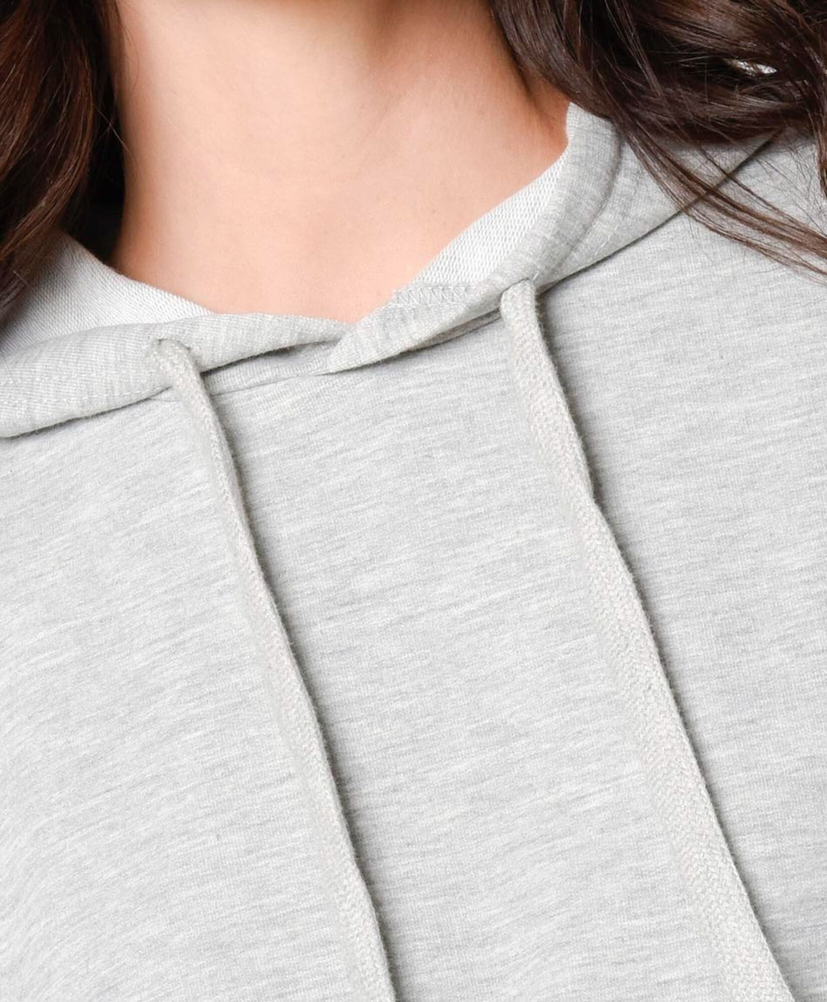 Polerón mujer básico gris Polerón mujer básico gris