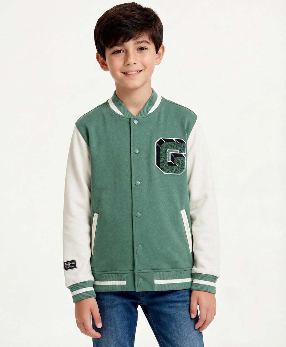Chaqueta ni&ntilde;o estilo universitario