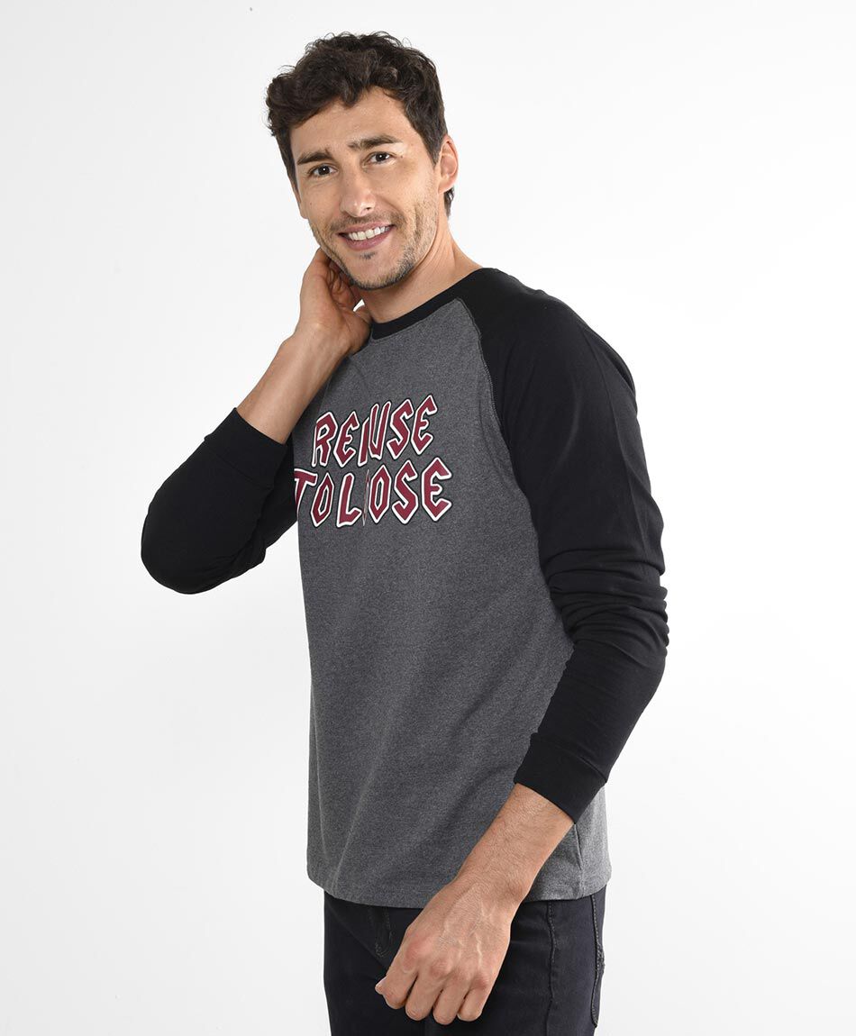 Polera manga larga cuello redondo