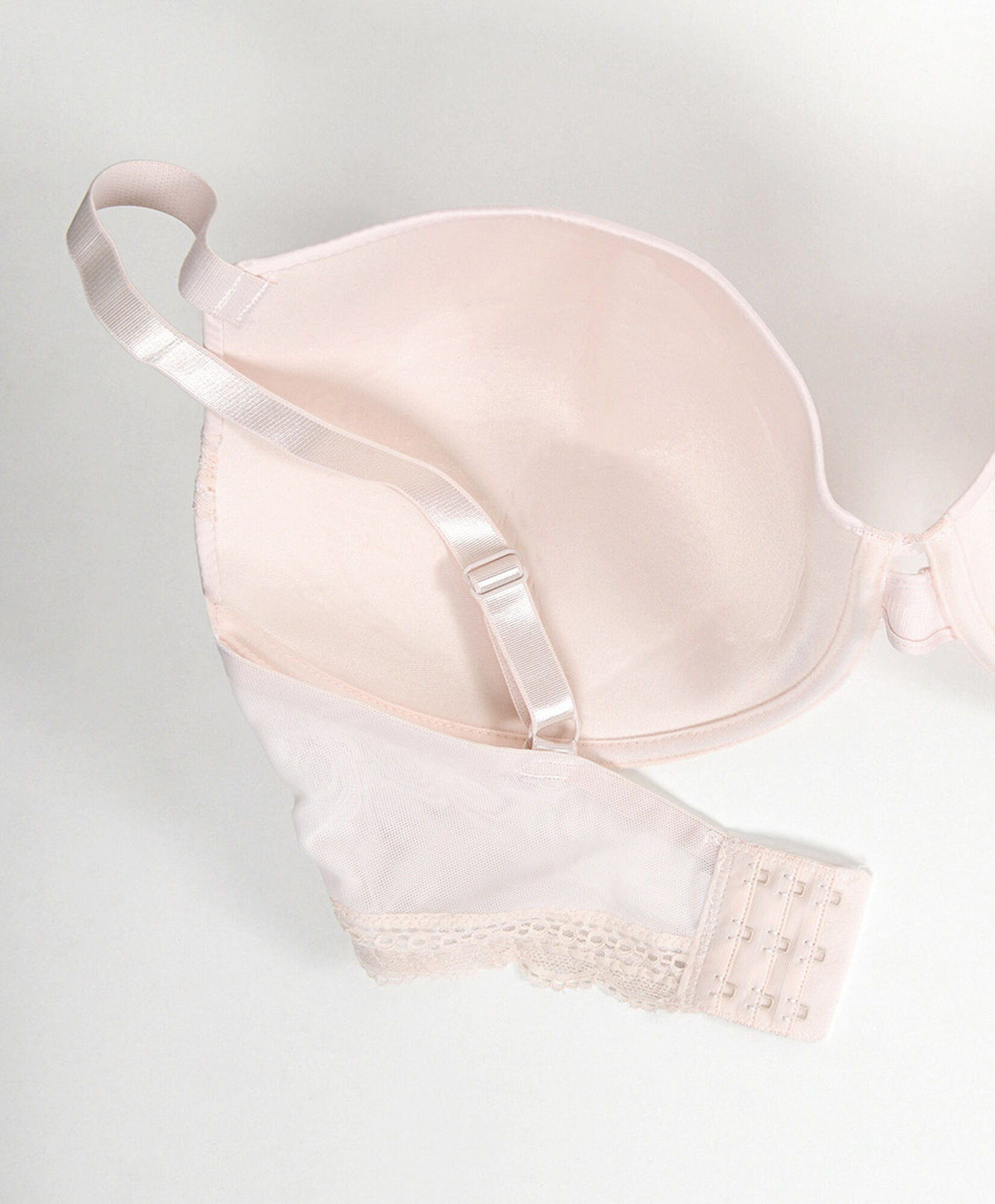 Sostén mujer liso detalles encaje Sostén mujer liso detalles encaje