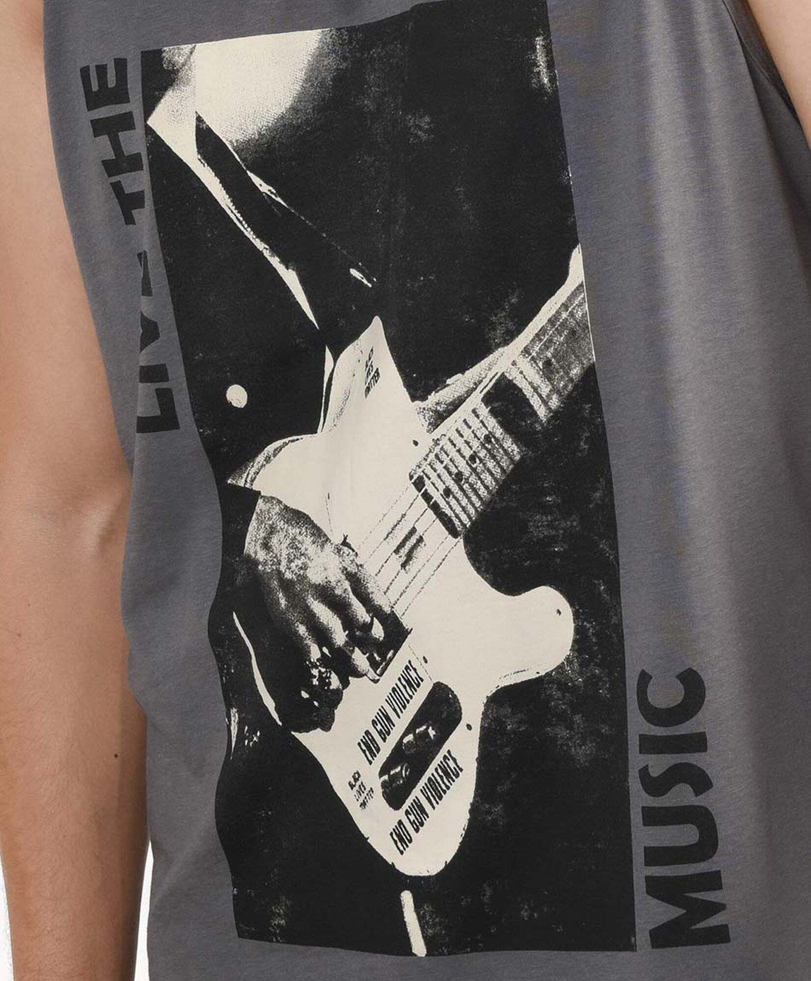 Polera hombre guitarra sin mangas Polera hombre guitarra sin mangas