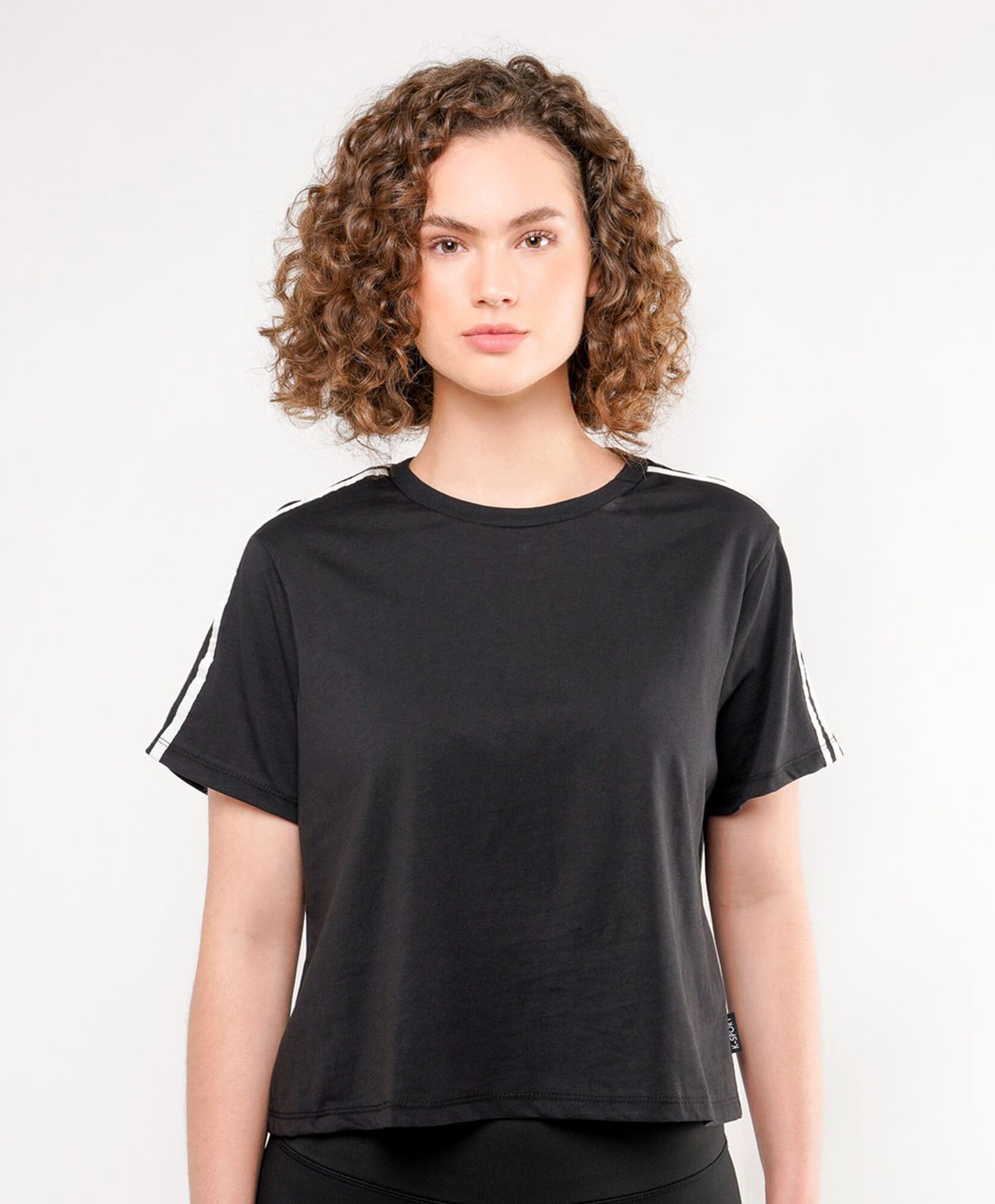 Polera deportiva mujer doble línea Polera deportiva mujer doble línea