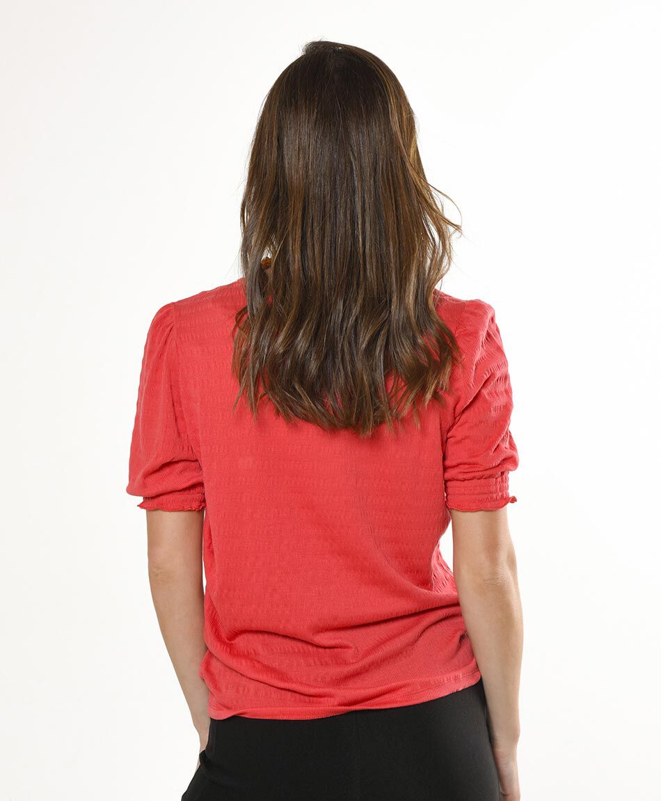Polera manga corta cuello redondo