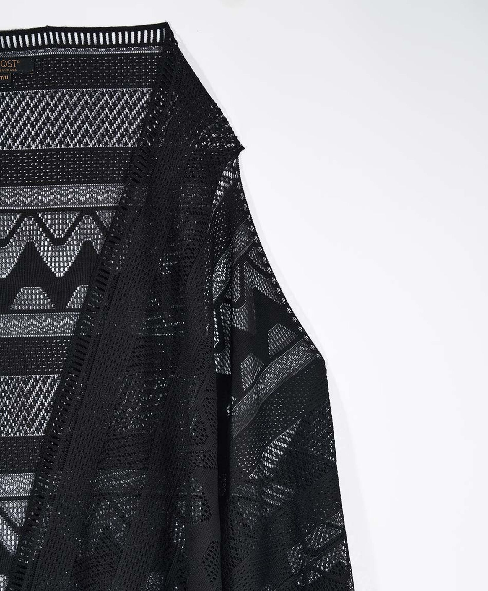 Pareo mujer diseño flecos Pareo mujer diseño flecos