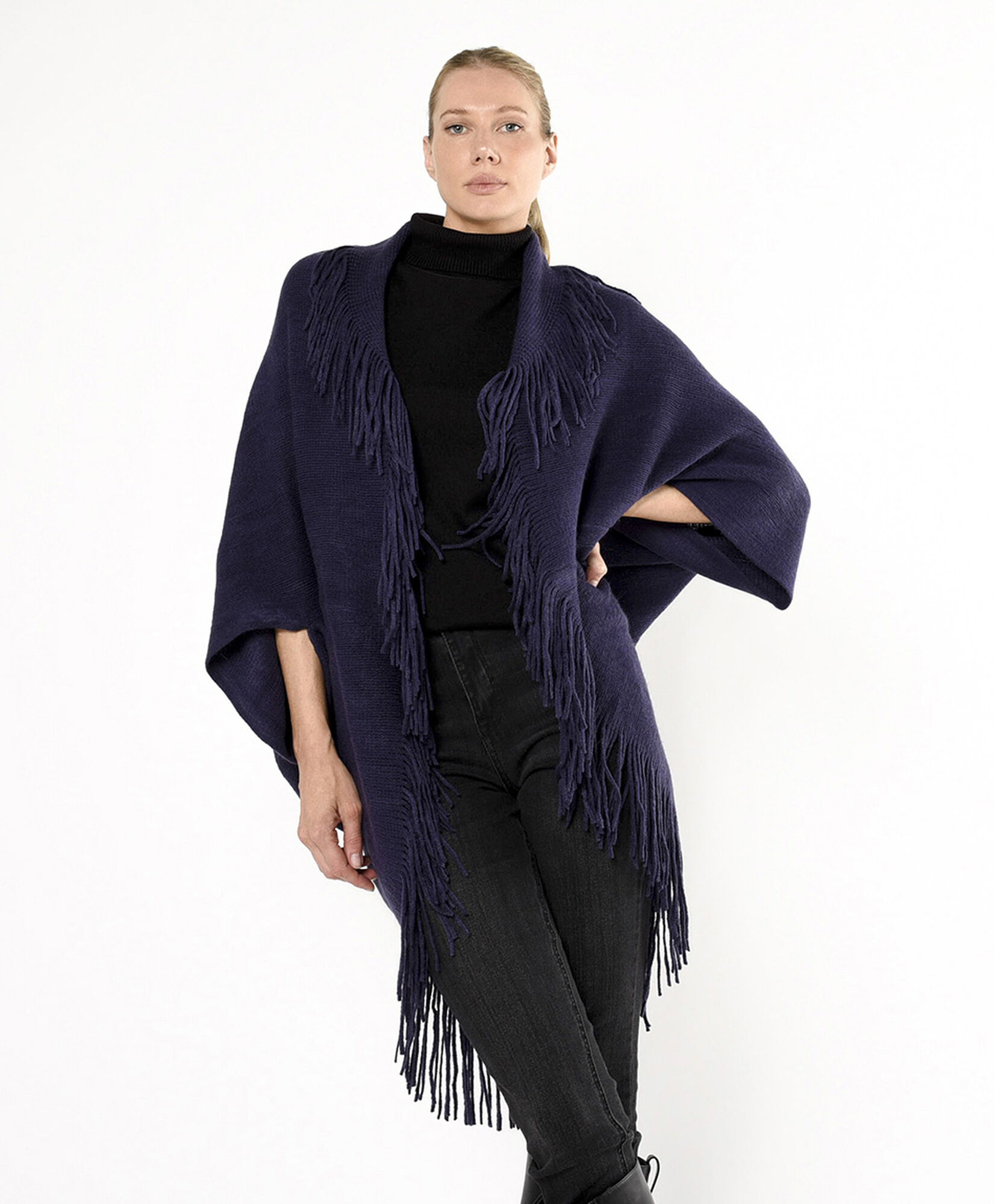 Poncho mujer flecos abierto Poncho mujer flecos abierto