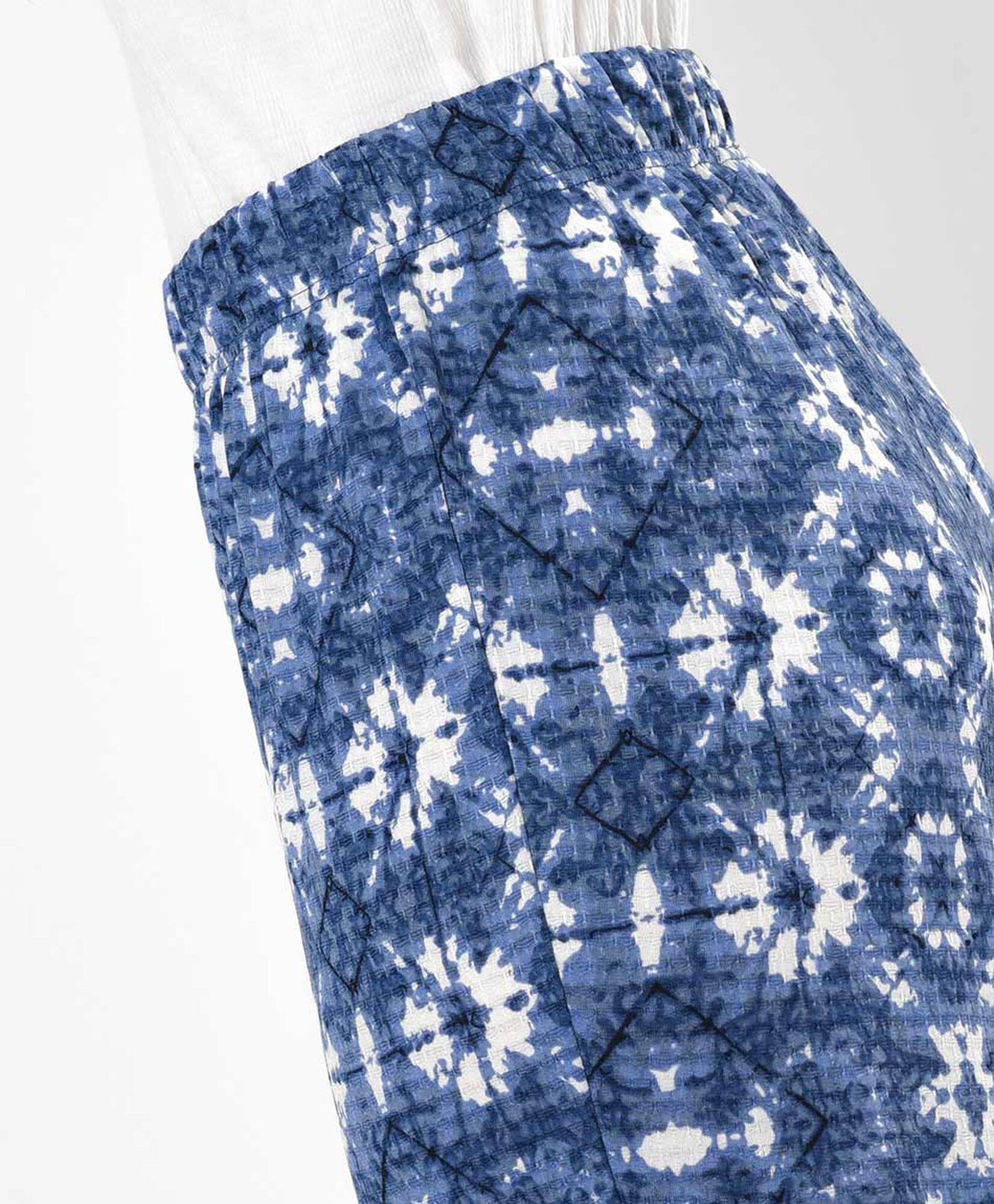 Pantalón mujer estampado floreado Pantalón mujer estampado floreado