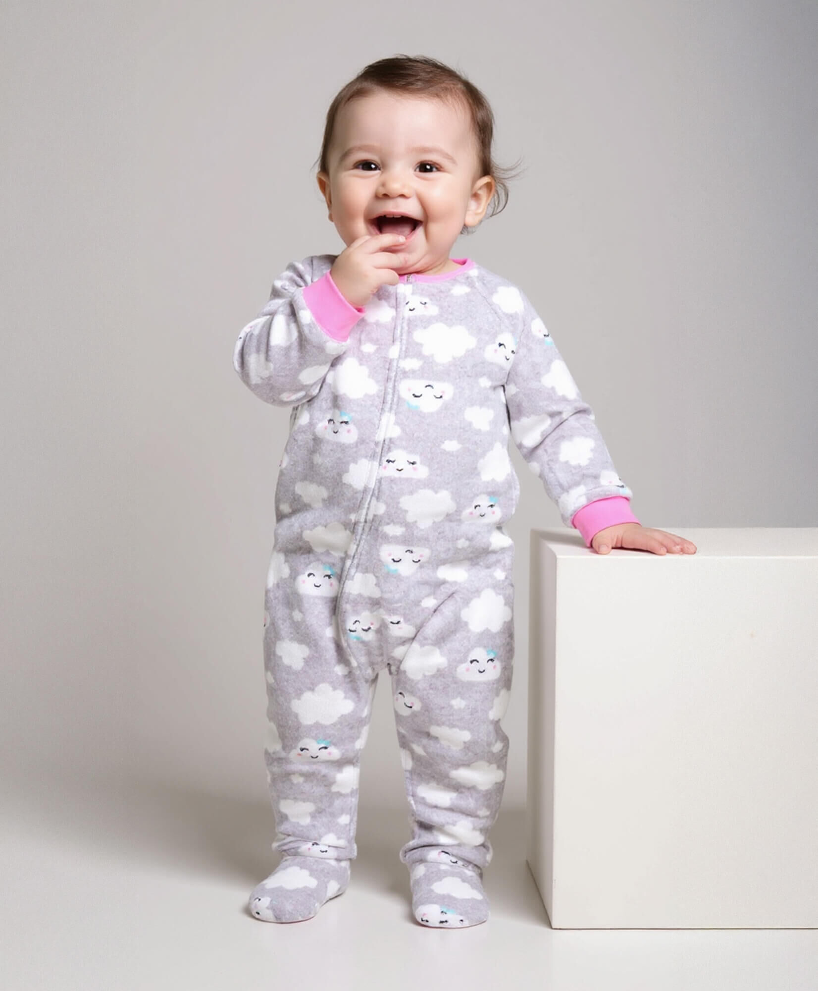 Pijama bebé micropolar enterito nubes Pijama bebé micropolar enterito nubes