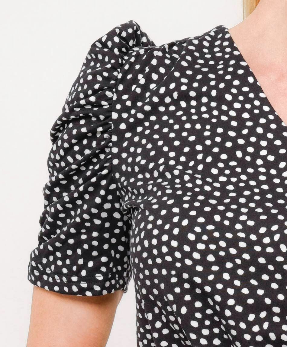 Polera mujer drapeada puntos