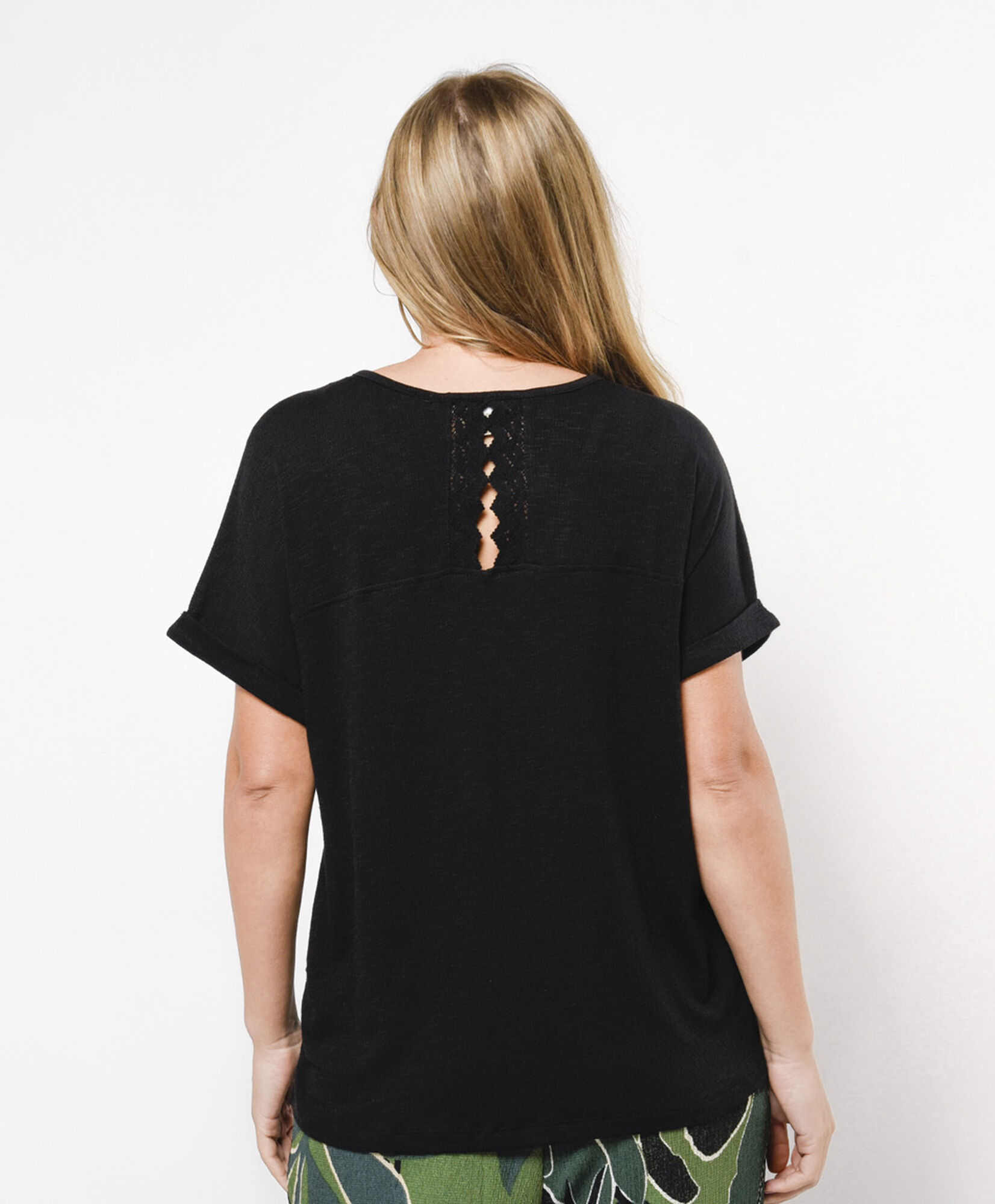 Polera mujer encaje espalda Polera mujer encaje espalda