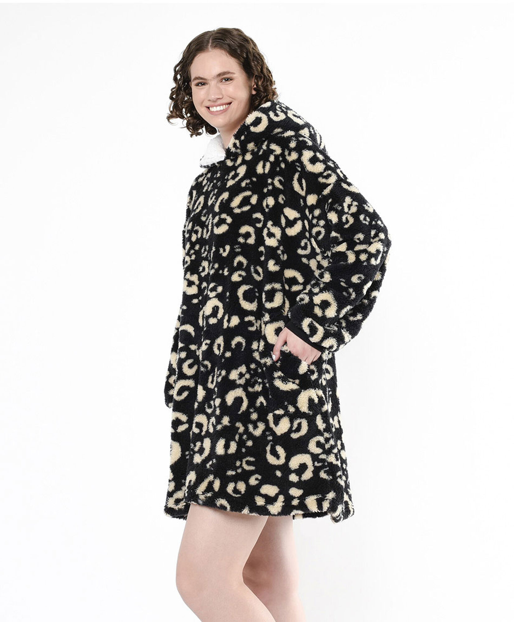 Polerón manta mujer animal print Polerón manta mujer animal print