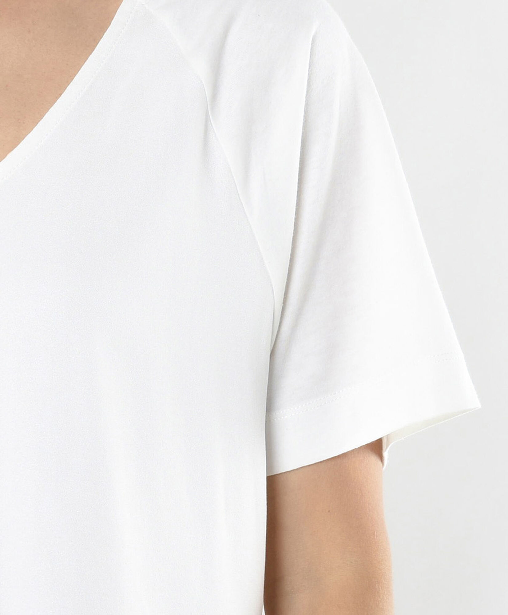 Polera mujer lisa blanca oversize Polera mujer lisa blanca oversize