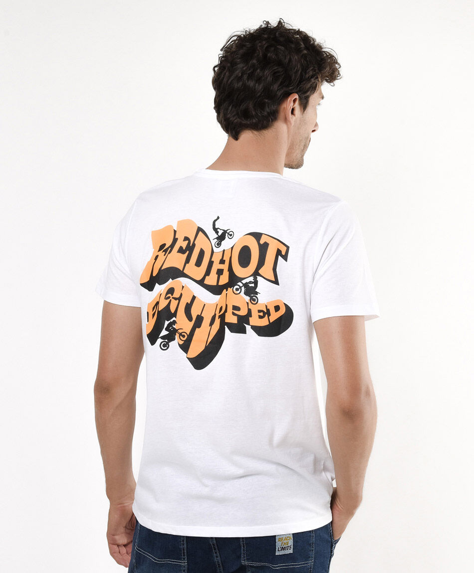 Polera hombre doble estampado frase