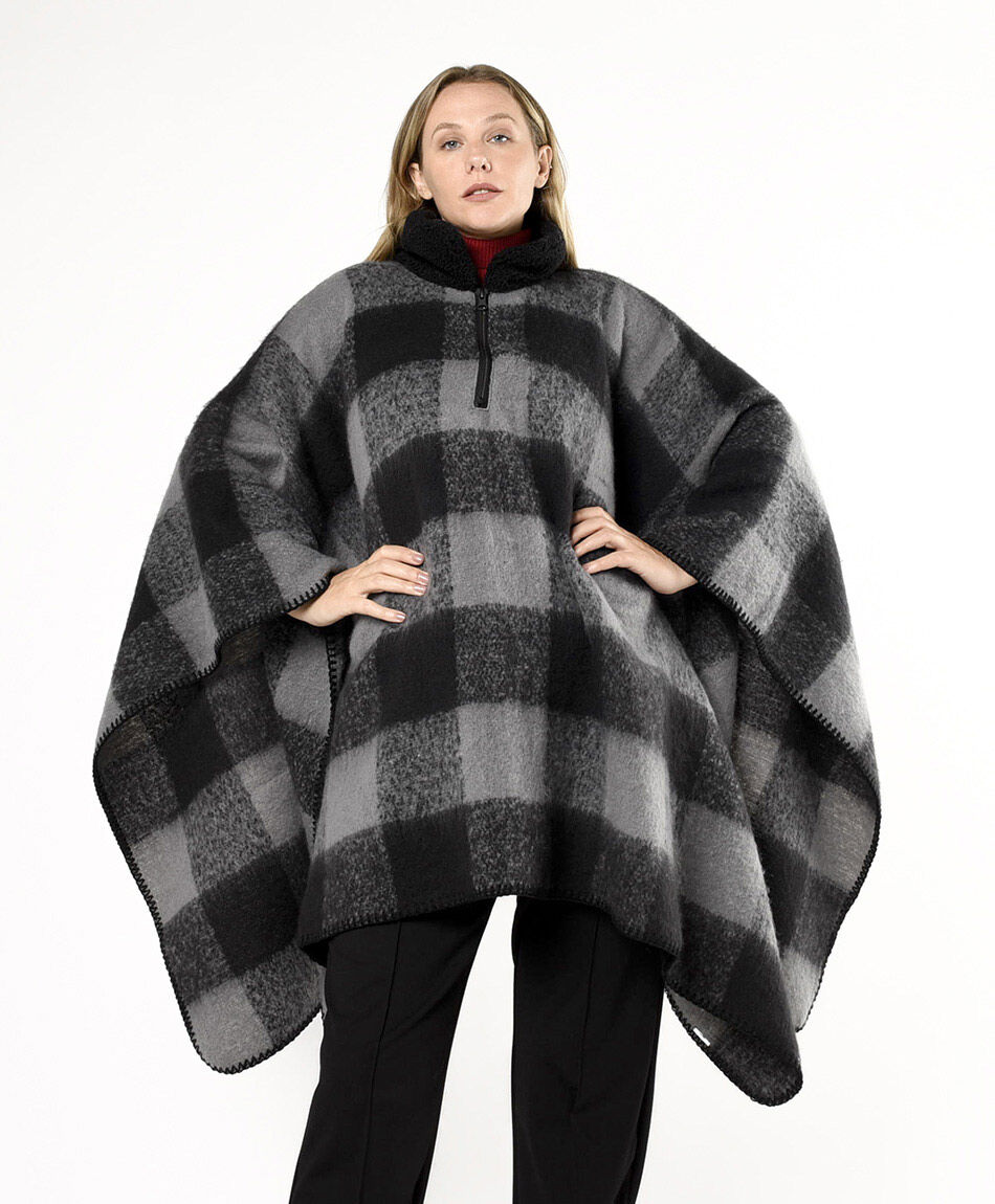 Poncho mujer cuadros medio cierre