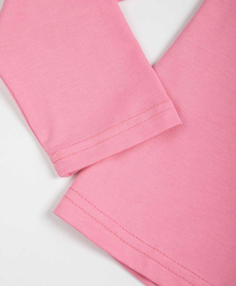 Polera ni&ntilde;a estampado brillos gatunos