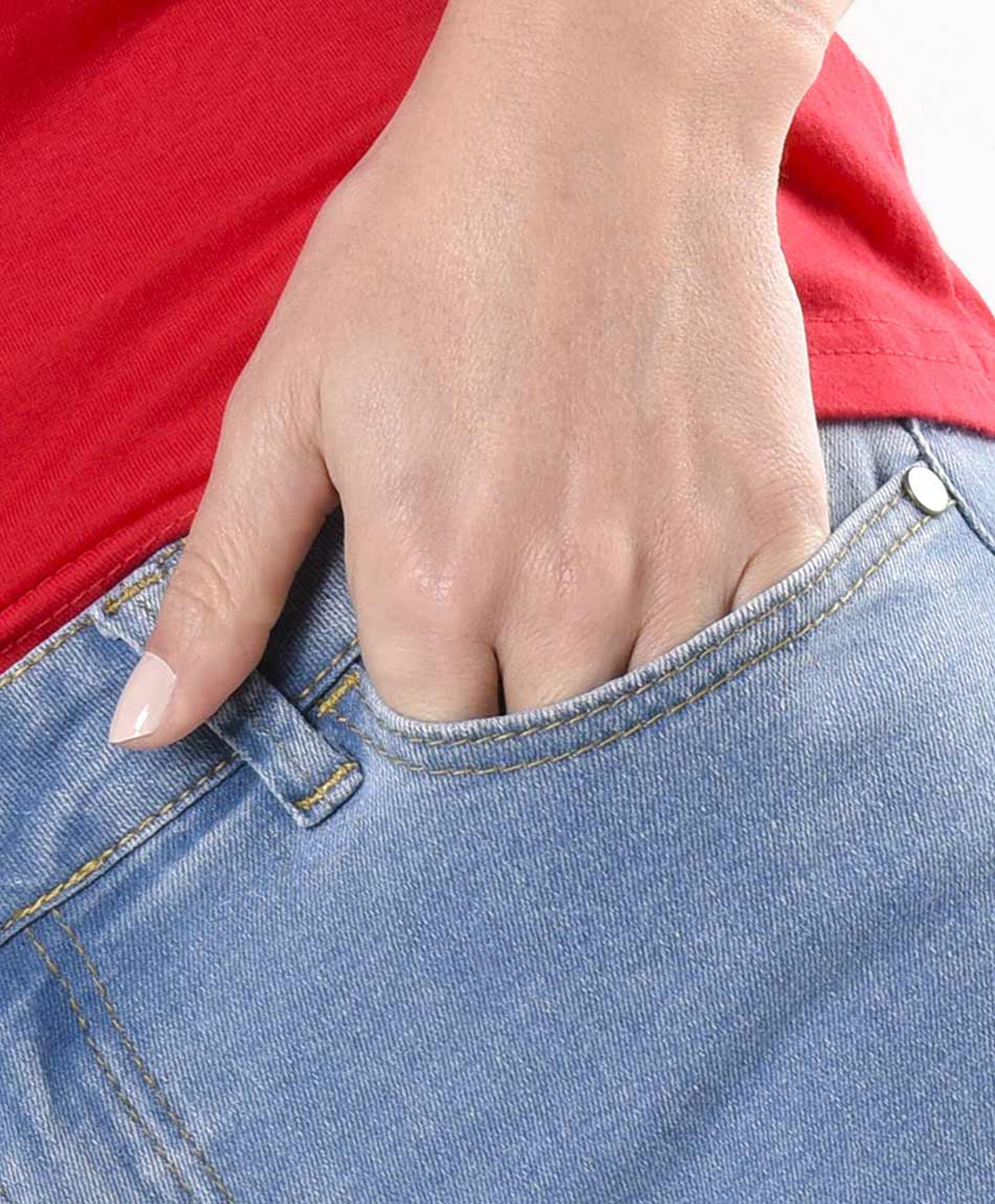 Jeans mujer estampado conejito wide Jeans mujer estampado conejito wide