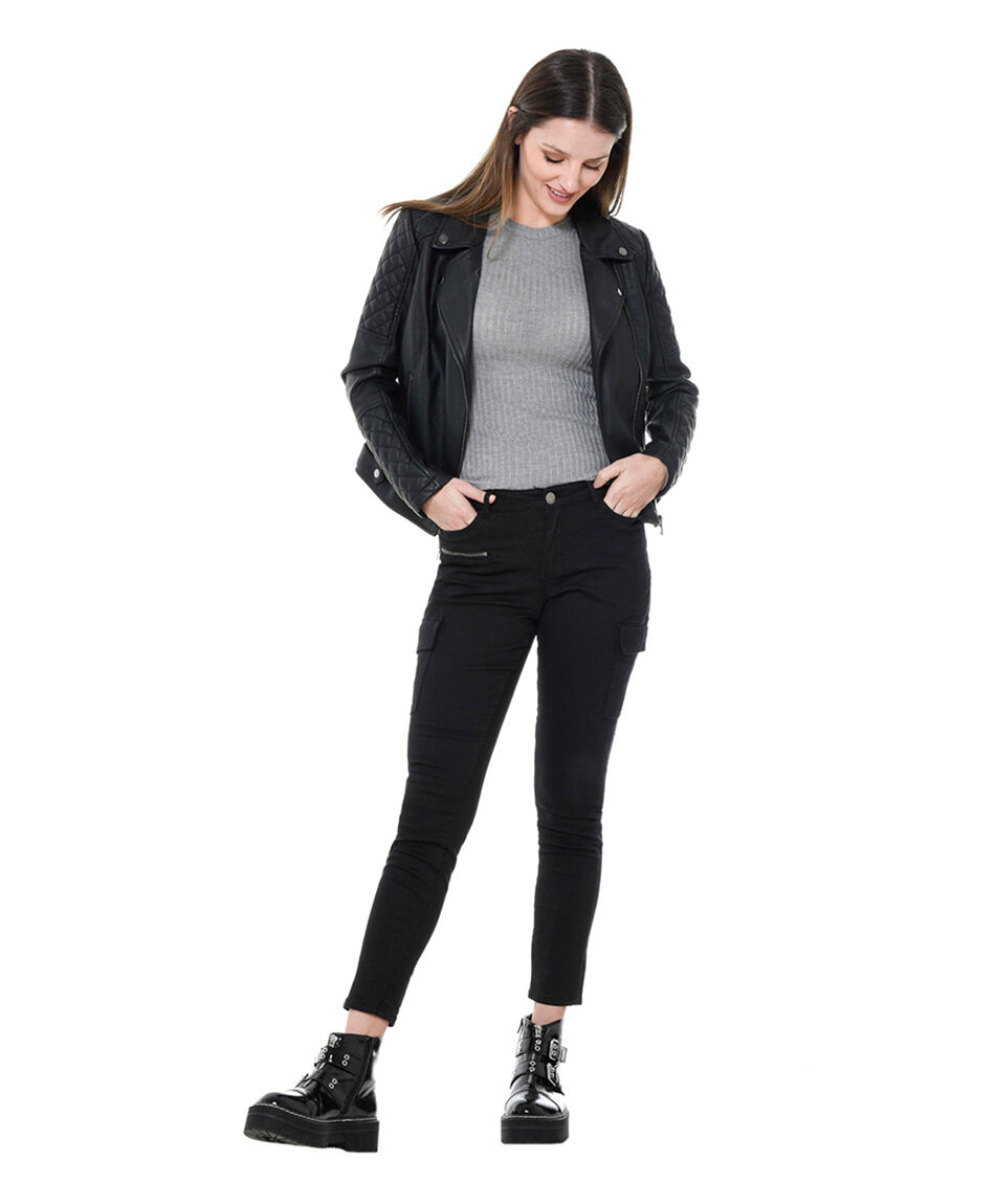 Jeans cargo con cierre