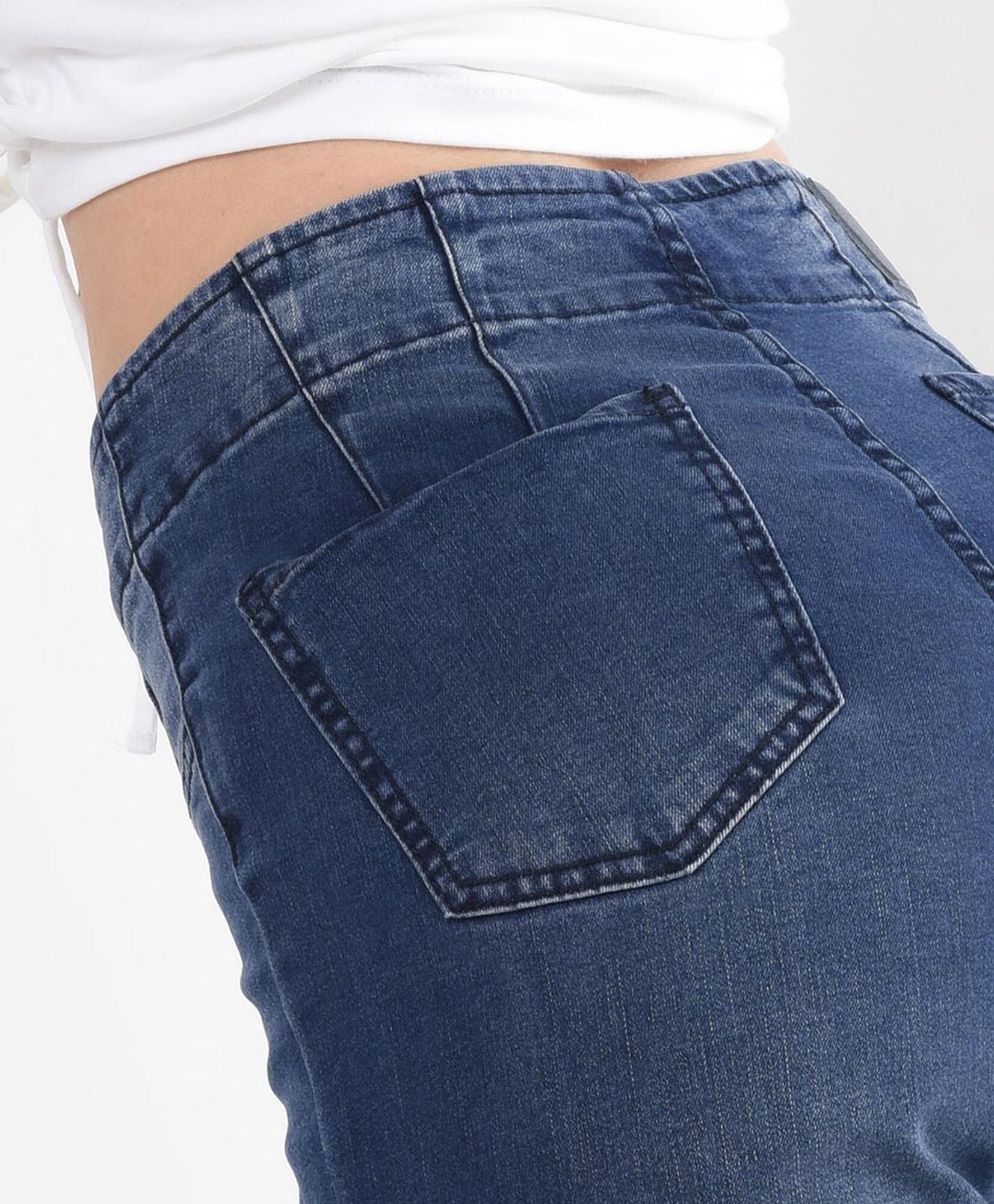 Jeans mujer desgastado flare Jeans mujer desgastado flare