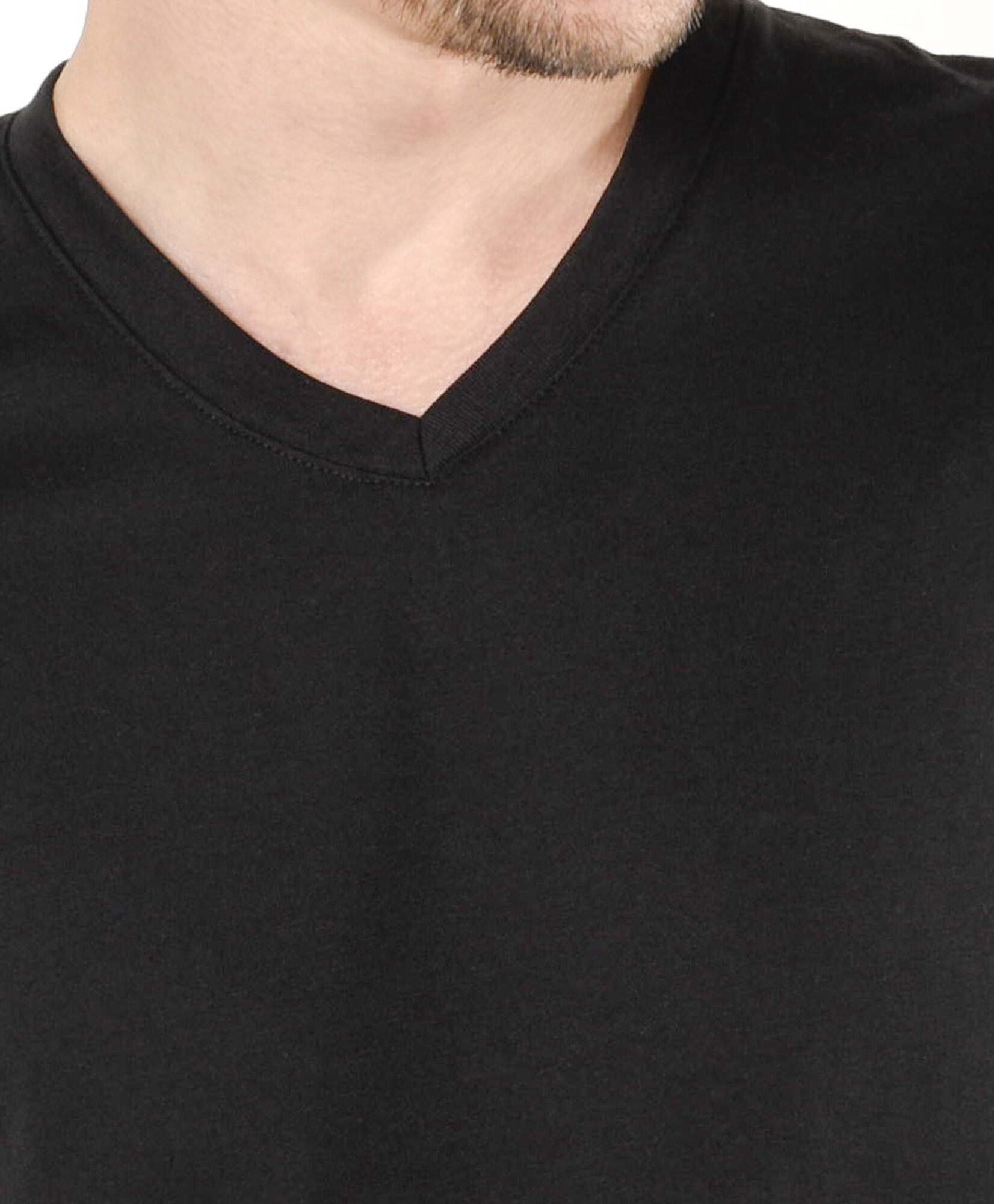 Camiseta hombre cuello en v negra Camiseta hombre cuello en v negra