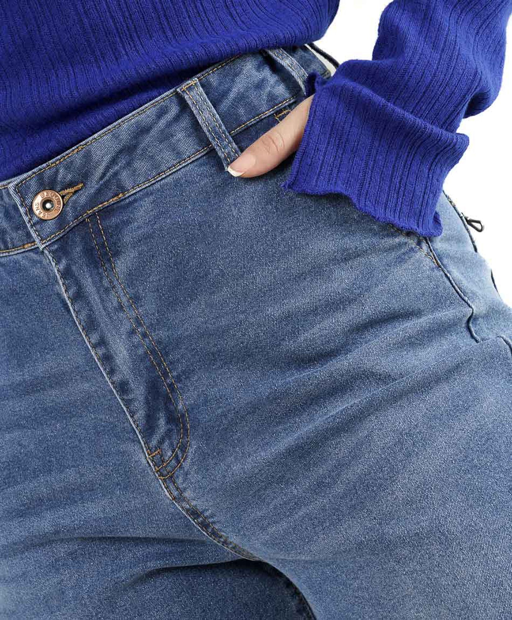 Jeans mujer bolsillo cierre wide Jeans mujer bolsillo cierre wide