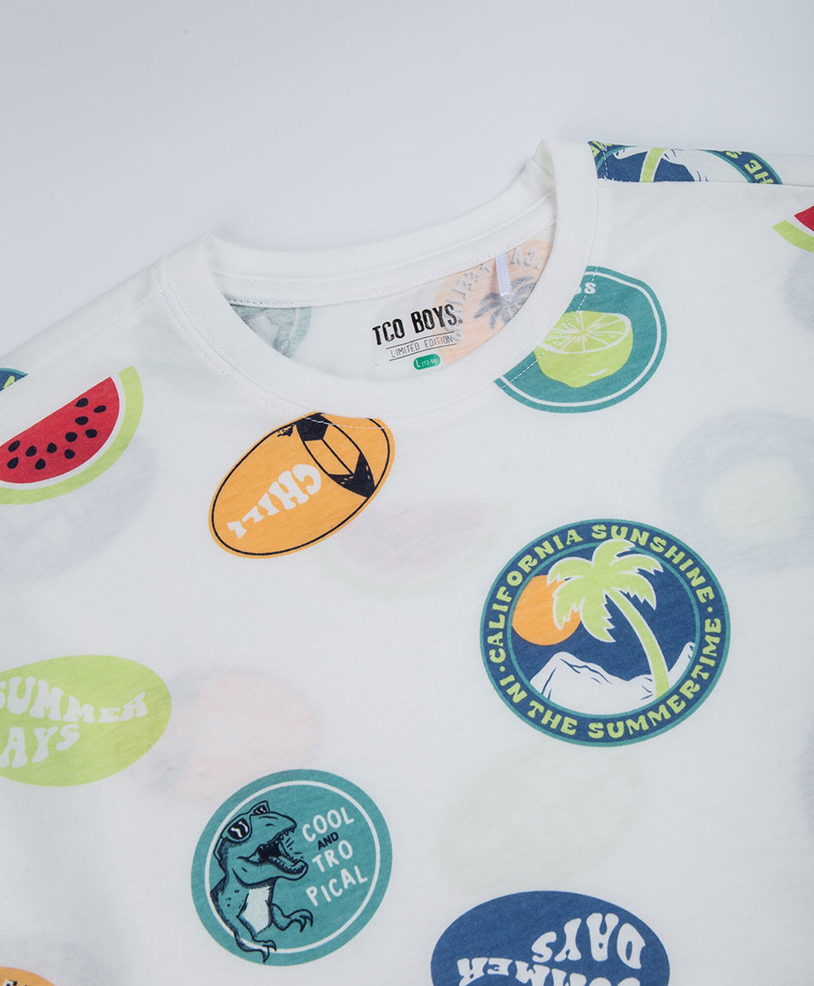 Polera niño etiquetas Polera niño etiquetas
