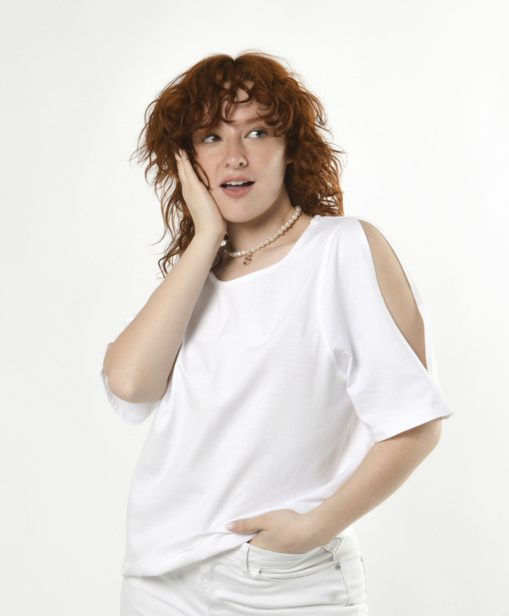 Polera mujer manga abierta blanca Polera mujer manga abierta blanca