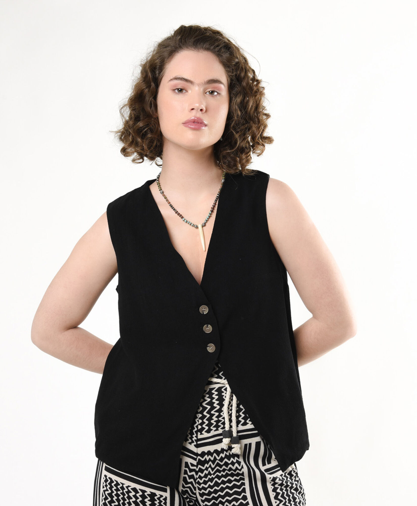 Vest mujer triple botón lino Vest mujer triple botón lino