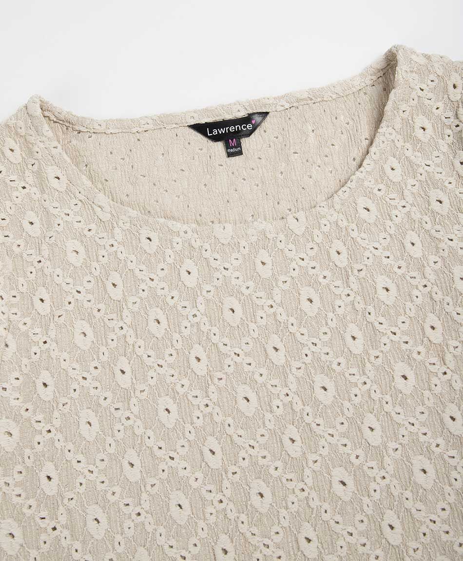 Polera mujer florcitas caladas