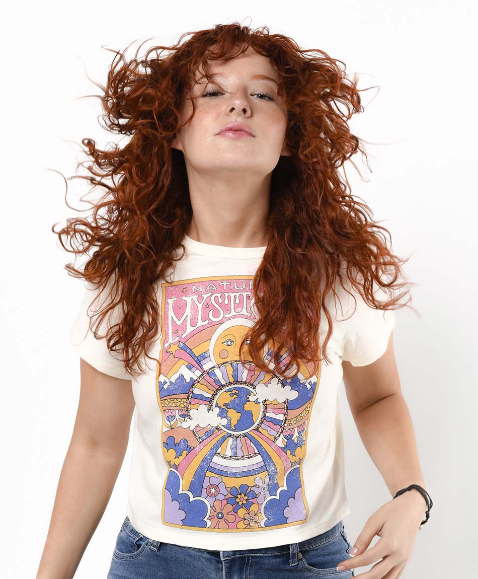 Polera mujer estampado místico