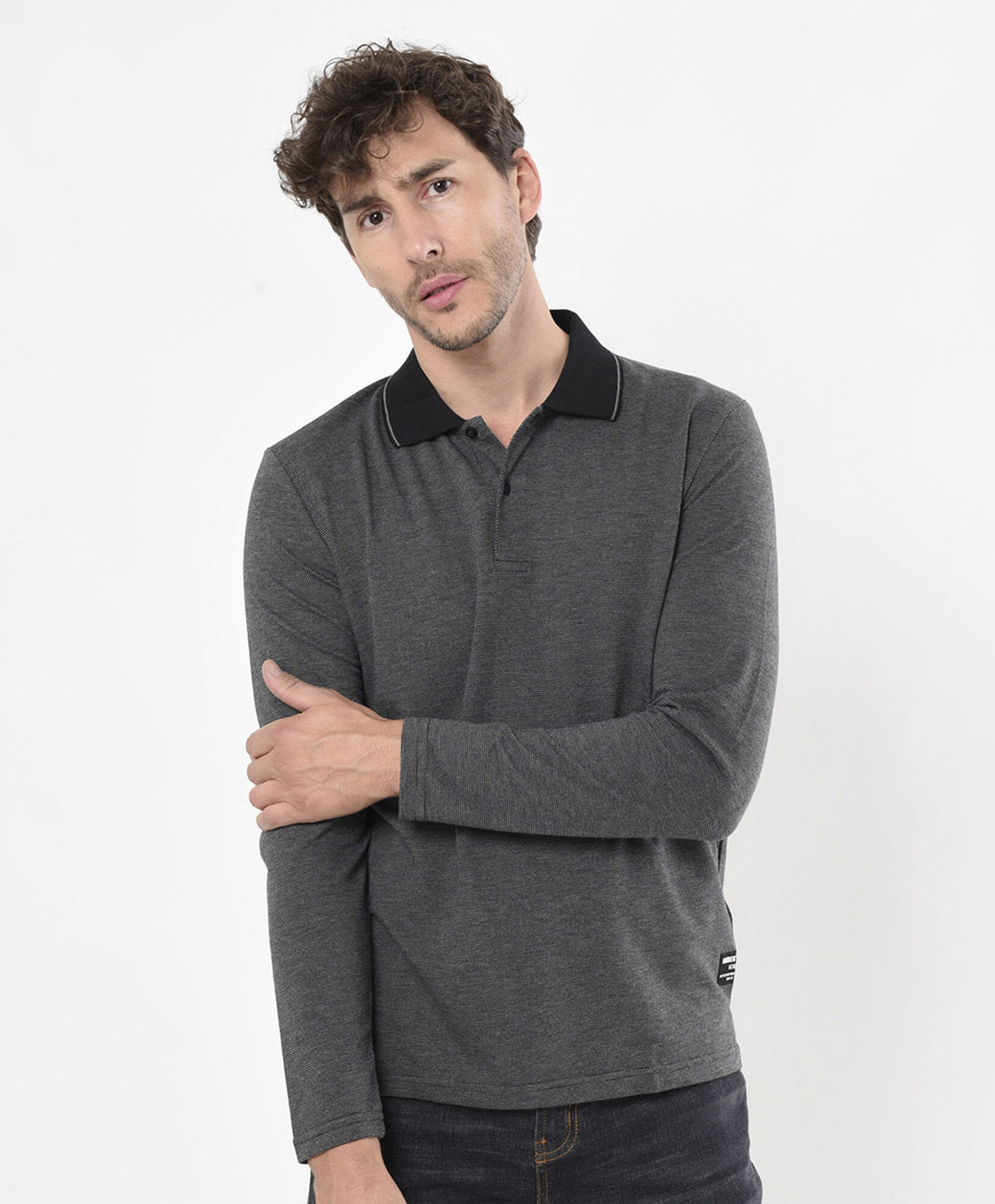 Polera hombre puntitos cuello piqué Polera hombre puntitos cuello piqué