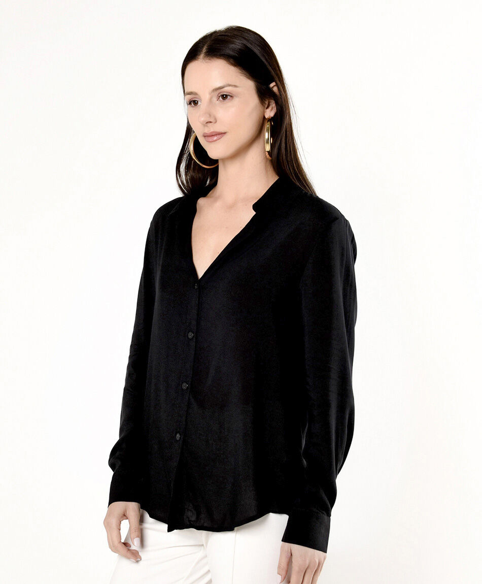 Blusa mujer negra cuello en v
