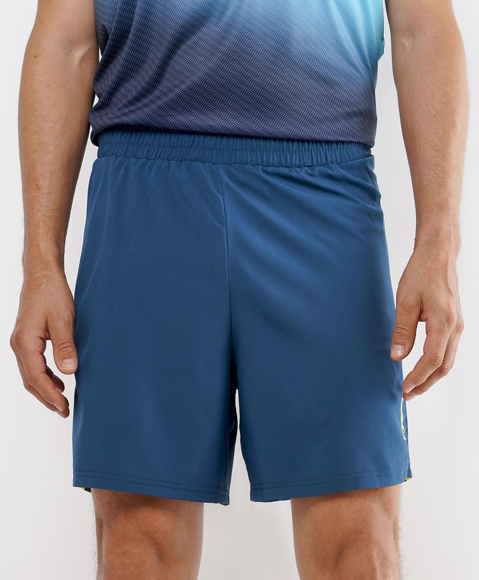 Short deportivo hombre piping amarillo Short deportivo hombre piping amarillo